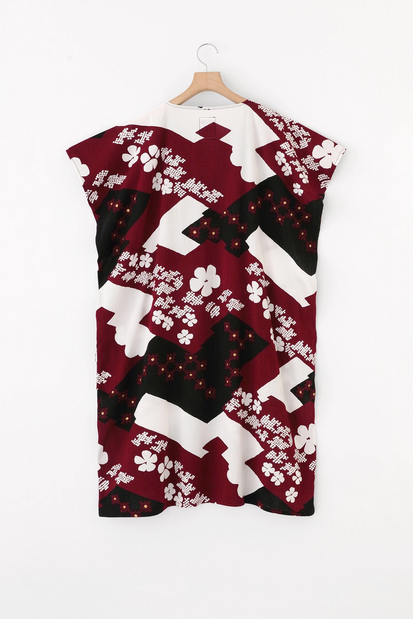 【Ships ard. 6/23】Chizimi Cotton 20/20 Rectangular Dress / Small Flowers, Clouds and Linked Diamond Pattern - Recreation