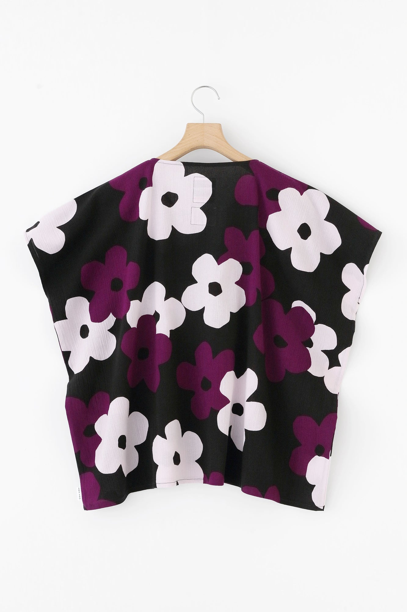 【Ships ard. 6/23】Chizimi Cotton 20/20 Square Top / Layered Flowers Black Purple