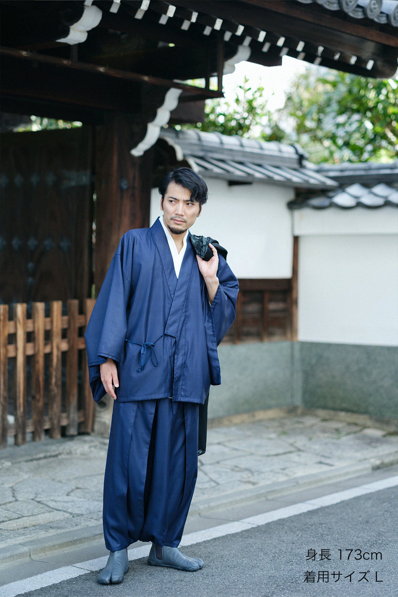 恶劣的（SOMO）Kakusode Fuubi（Kakusode de Fuubi） /暗色（nibiiro）