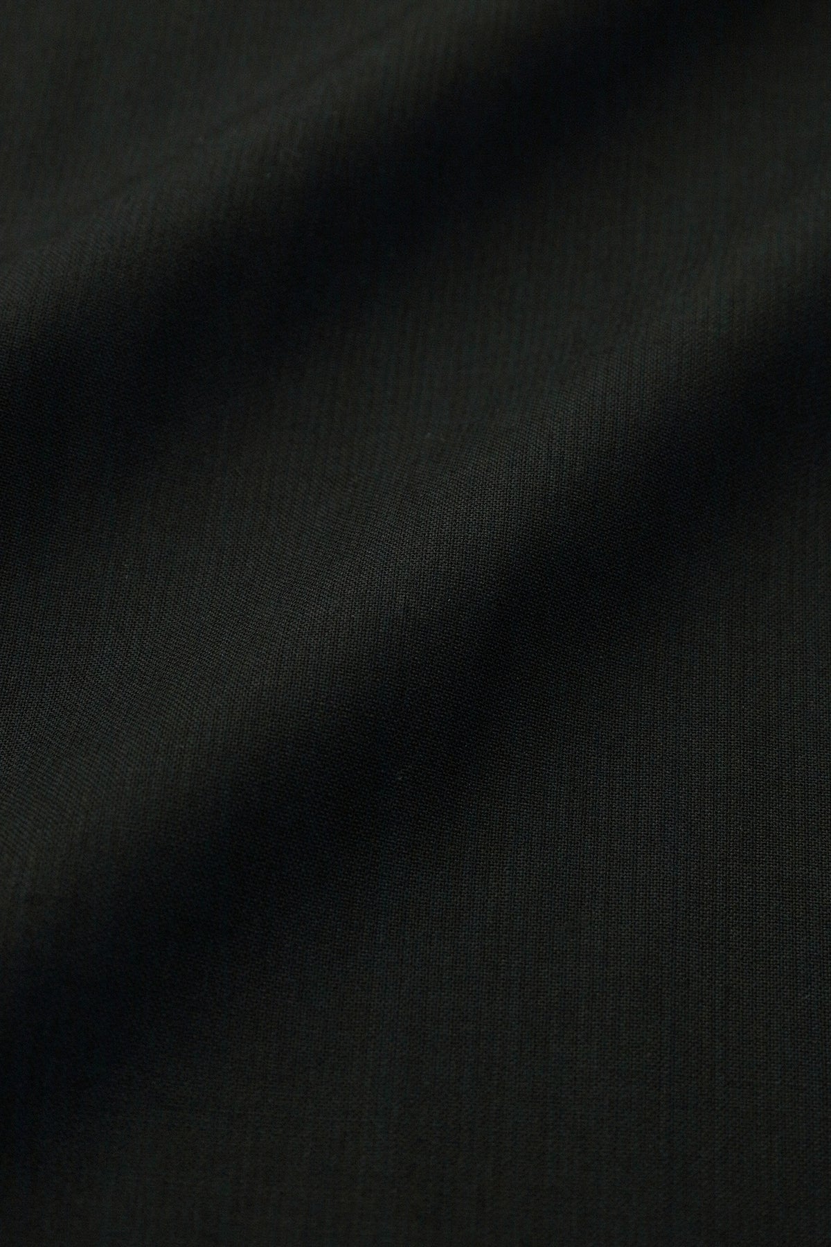 フレスコ織 梳毛 角袖風靡／濡羽色