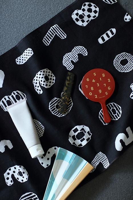 Isemomen Cotton Textile Handkerchief / Playing with Numbers