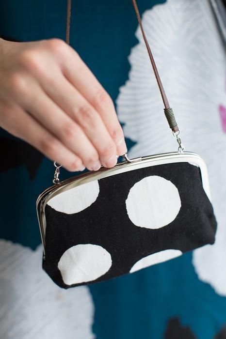 No.12 Soft Canvas Soft Gamaguchi Clasp Purse （Double Layer）/ Polka Dots Black × White