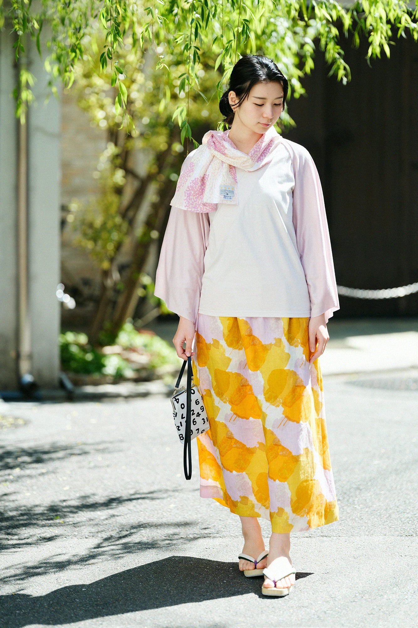 Isemomen Cotton Short Scarf / Gypsophila 2