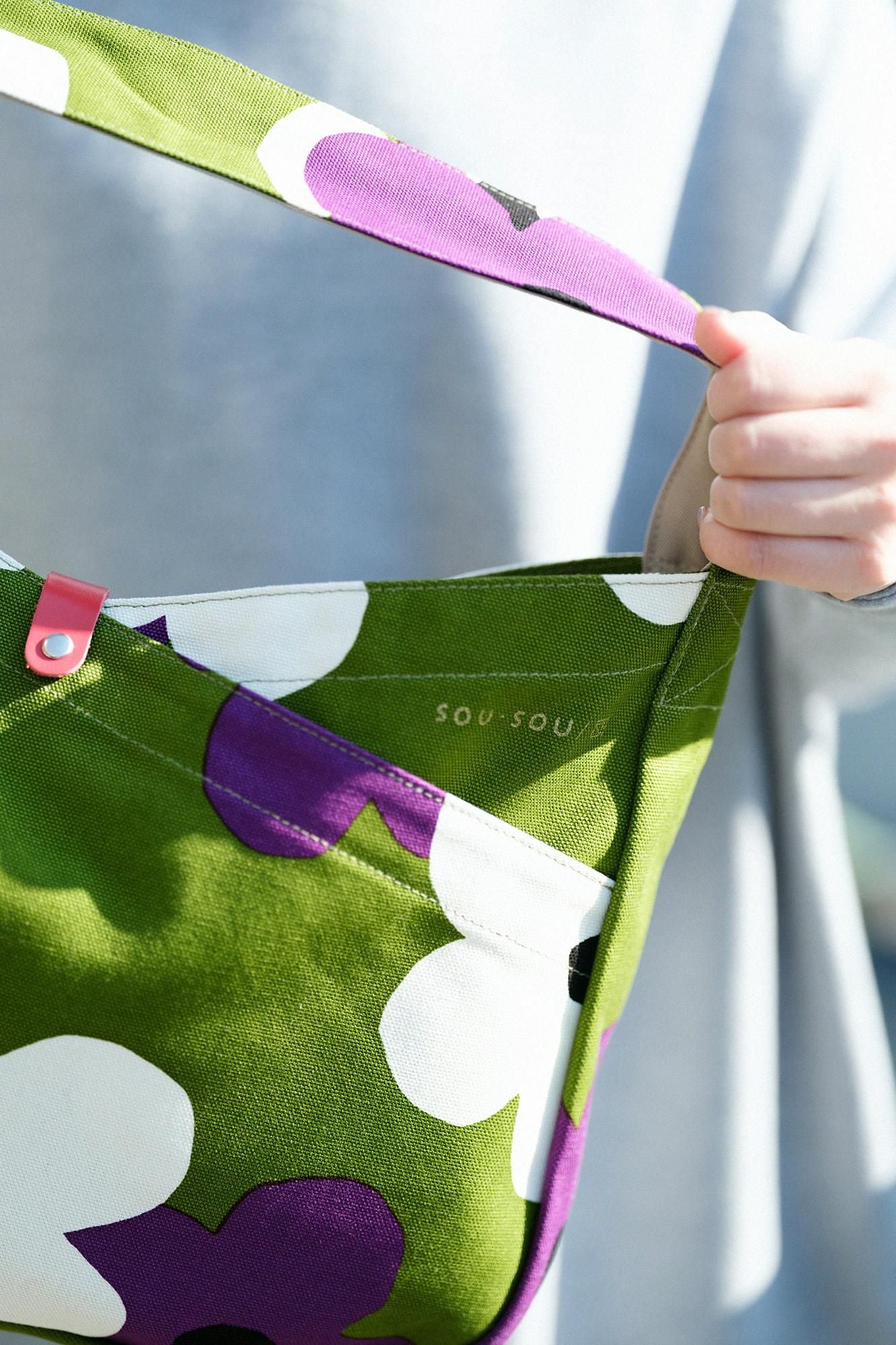 SOU・SOU×Arakawa Masujiro Odayaka Horizontal Shoulder Bag / Layered-flowers