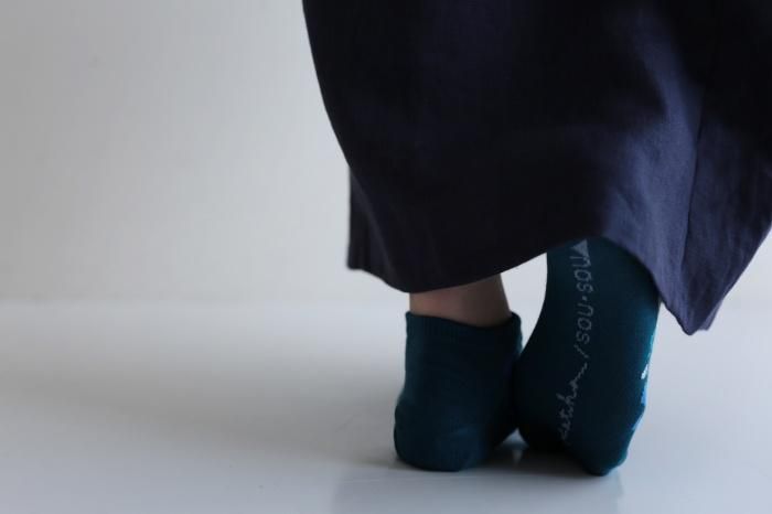 在Tabi Socks（脚踝长度） / Kenran Noshime（男女）下