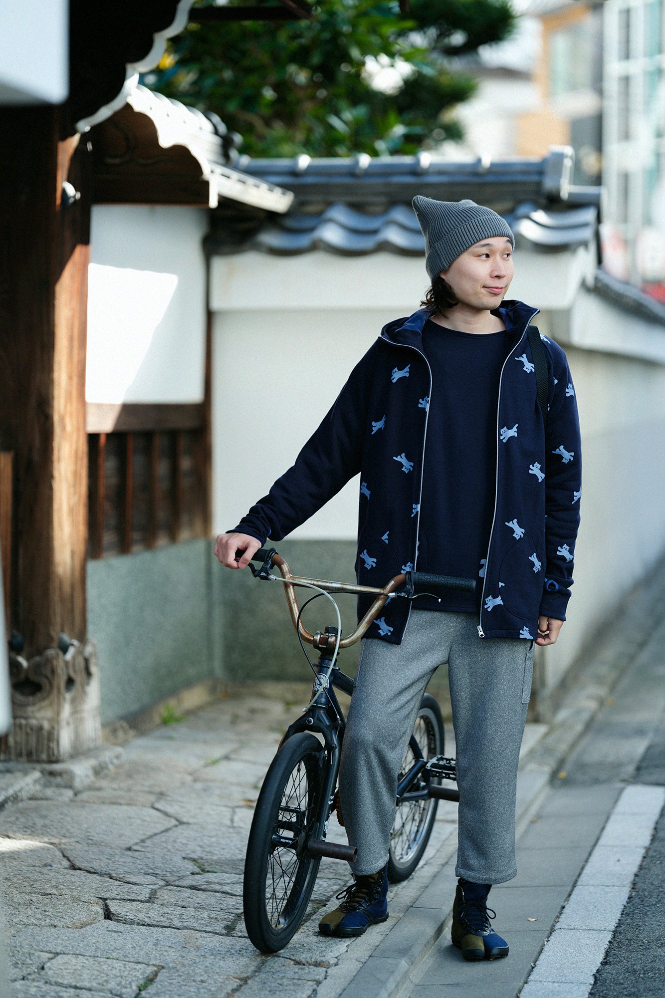 內抓毛 船領運動衫／深藍色×SO-SU-U十數