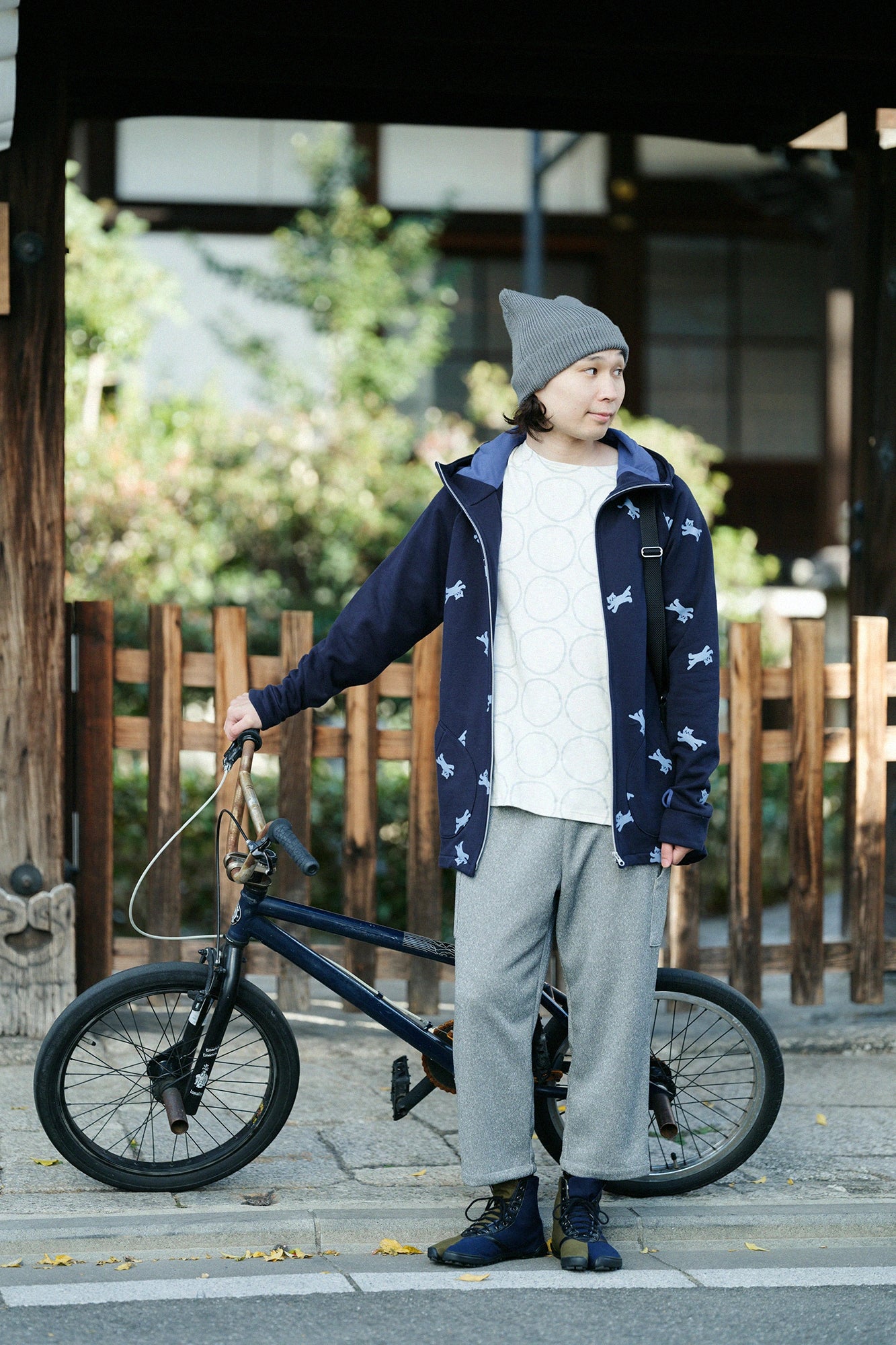 純棉雙面針織 模切長袖T-shirt／排圈圈 象牙白