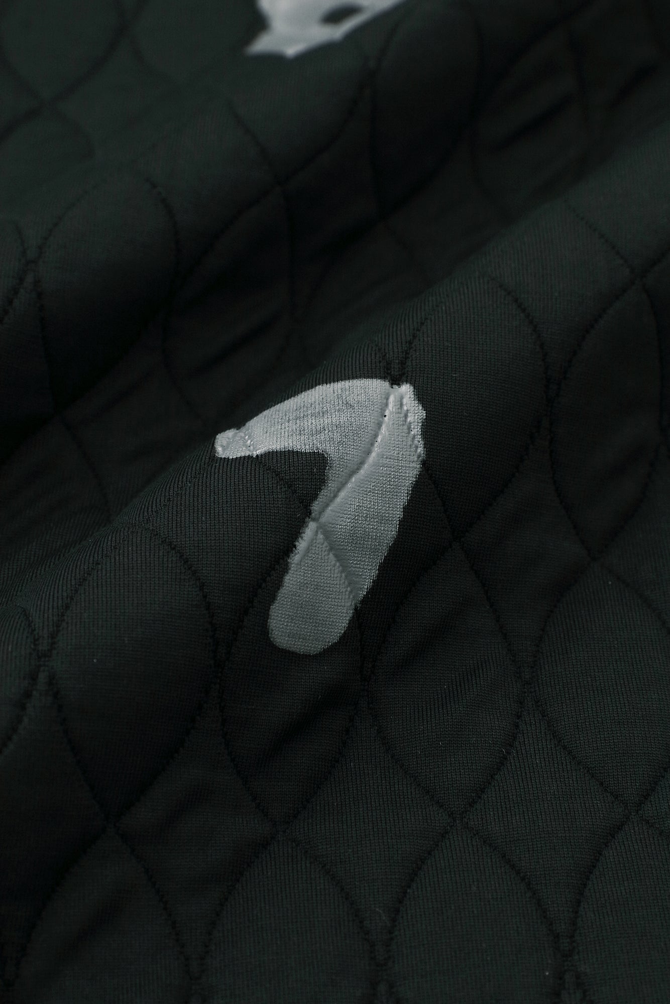 A.S Quilting Jacquard Neckwarm Cardigan／SO-SU-U Black 