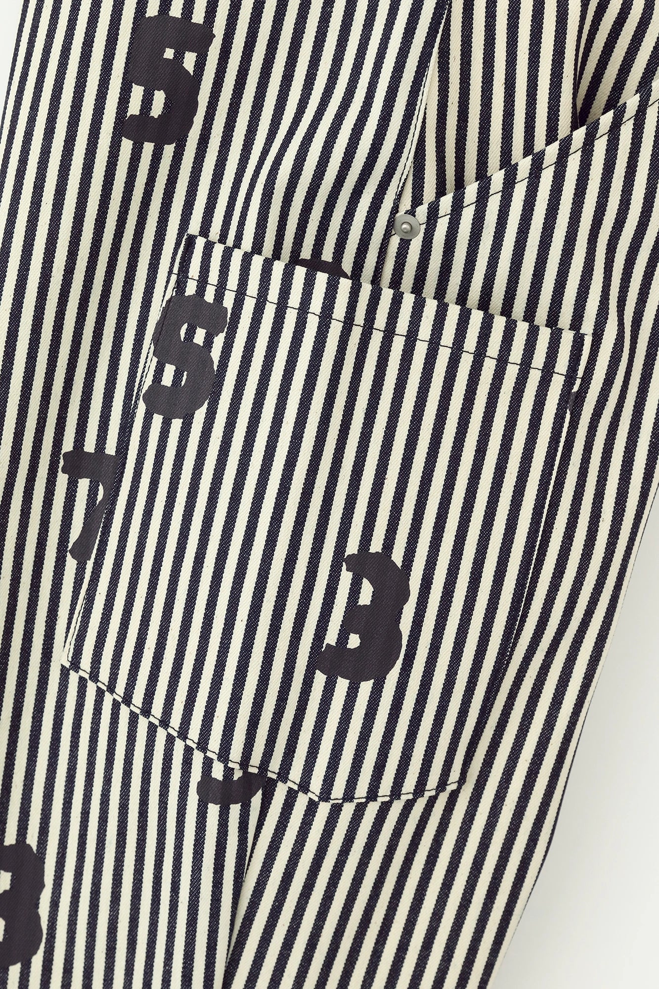 [Expédition prévue vers le 10 mars] Pantalon cargo fuselé en denim Hickory/Indigo x SO-SU-U