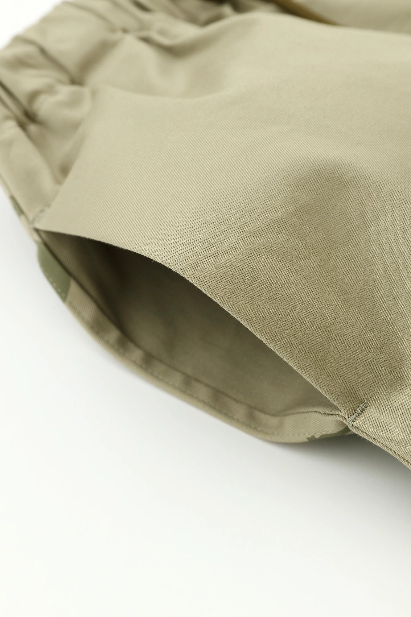 [Versand voraussichtlich um den 10. März] Stretch-Cargohose aus Chinostoff/EntengrünSO-SU-U
