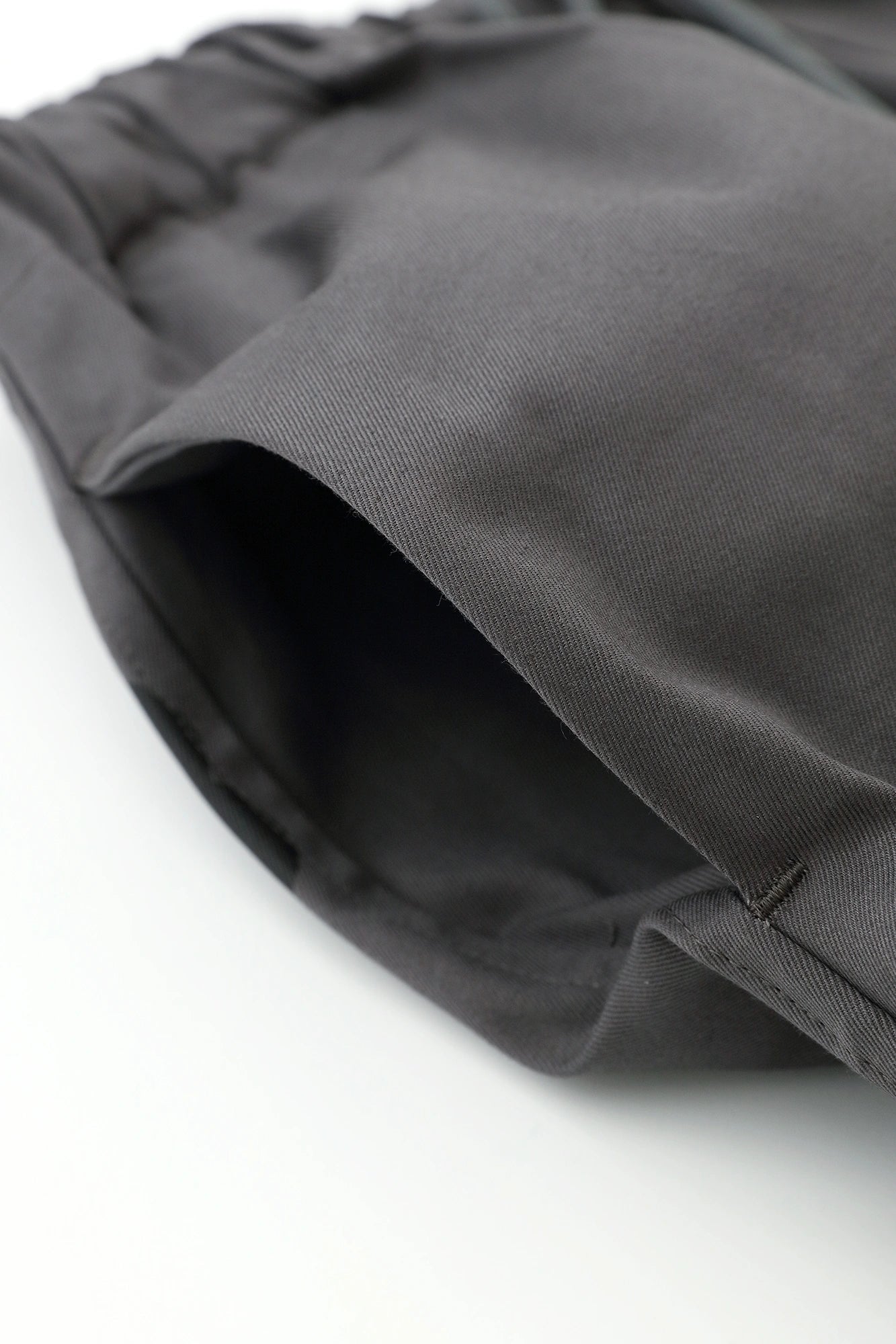  Stretch-Cargohose aus Chinostoff/StahlgrauSO-SU-U