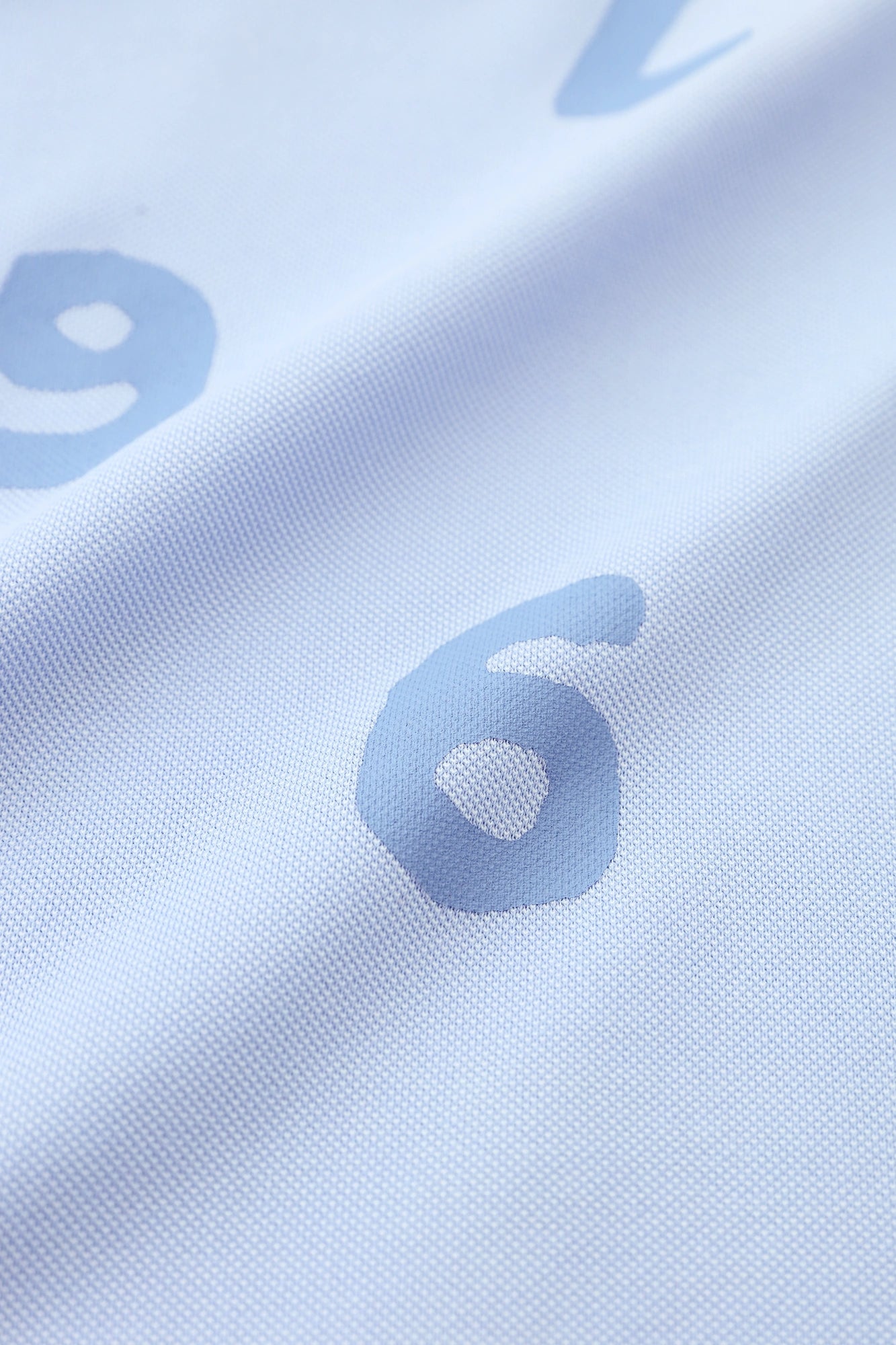 [Expédition prévue vers le 28 avril] C/CM(R) T-shirt découpé en tricot Kanoko/SO-SU-U Haut et bas et marges Bleu ciel