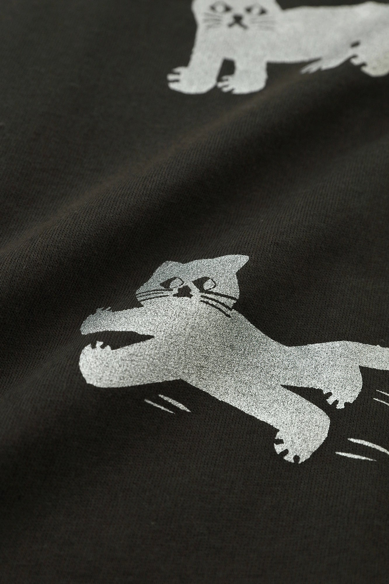 [Expédition prévue vers le 28 avril] T-shirt à manches courtes Cat [5.0]/Noir fumé