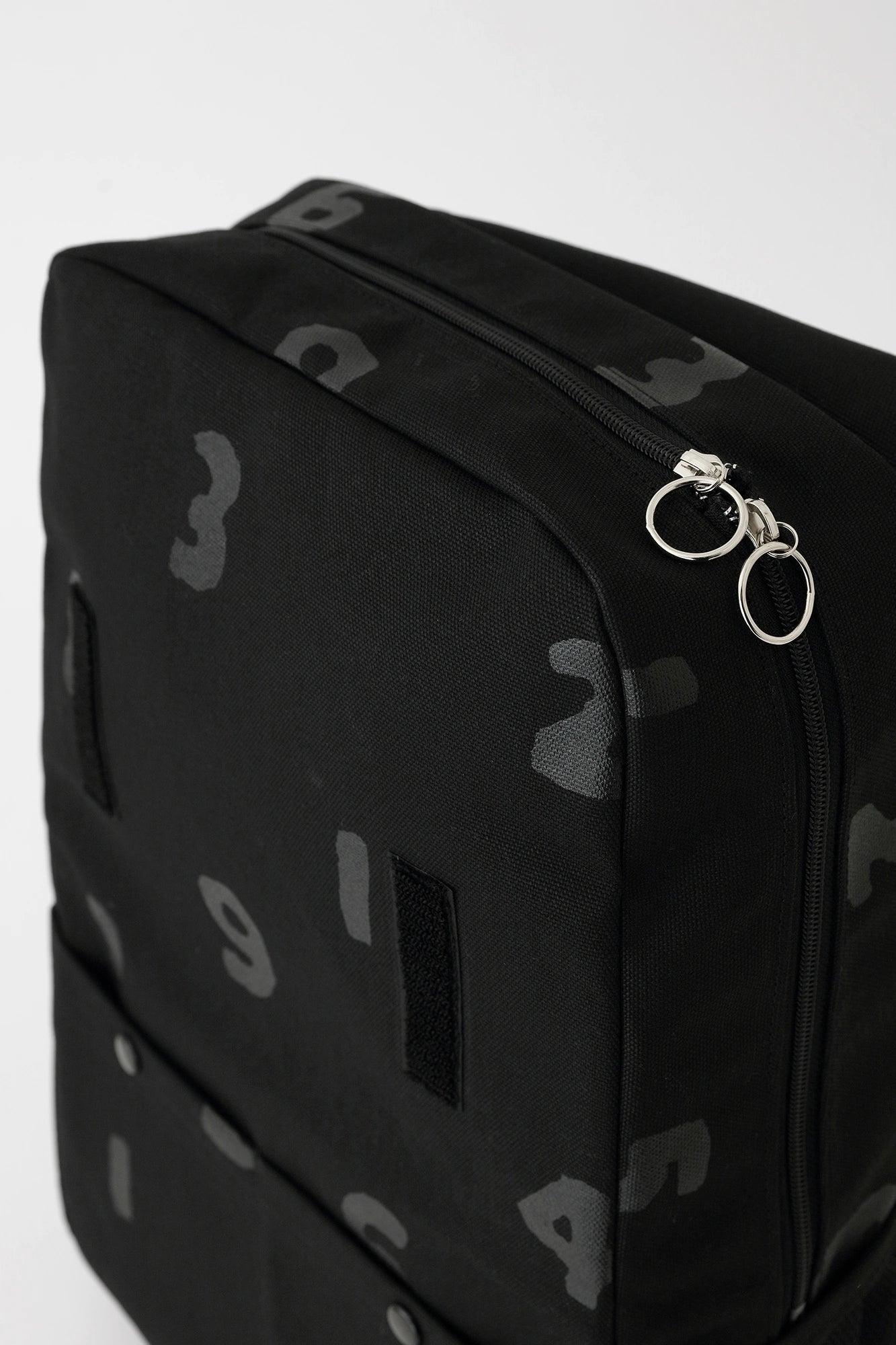 Backpack / SO-SU-U Black