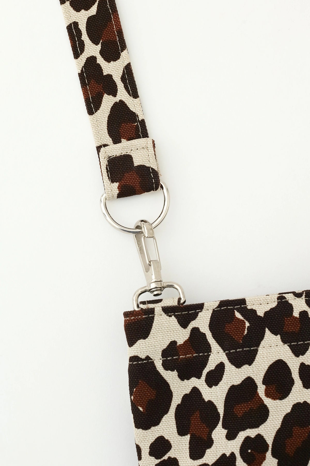 【9월29일경발송예정】2WAY BIKE 토트／depo leopard Daylight 