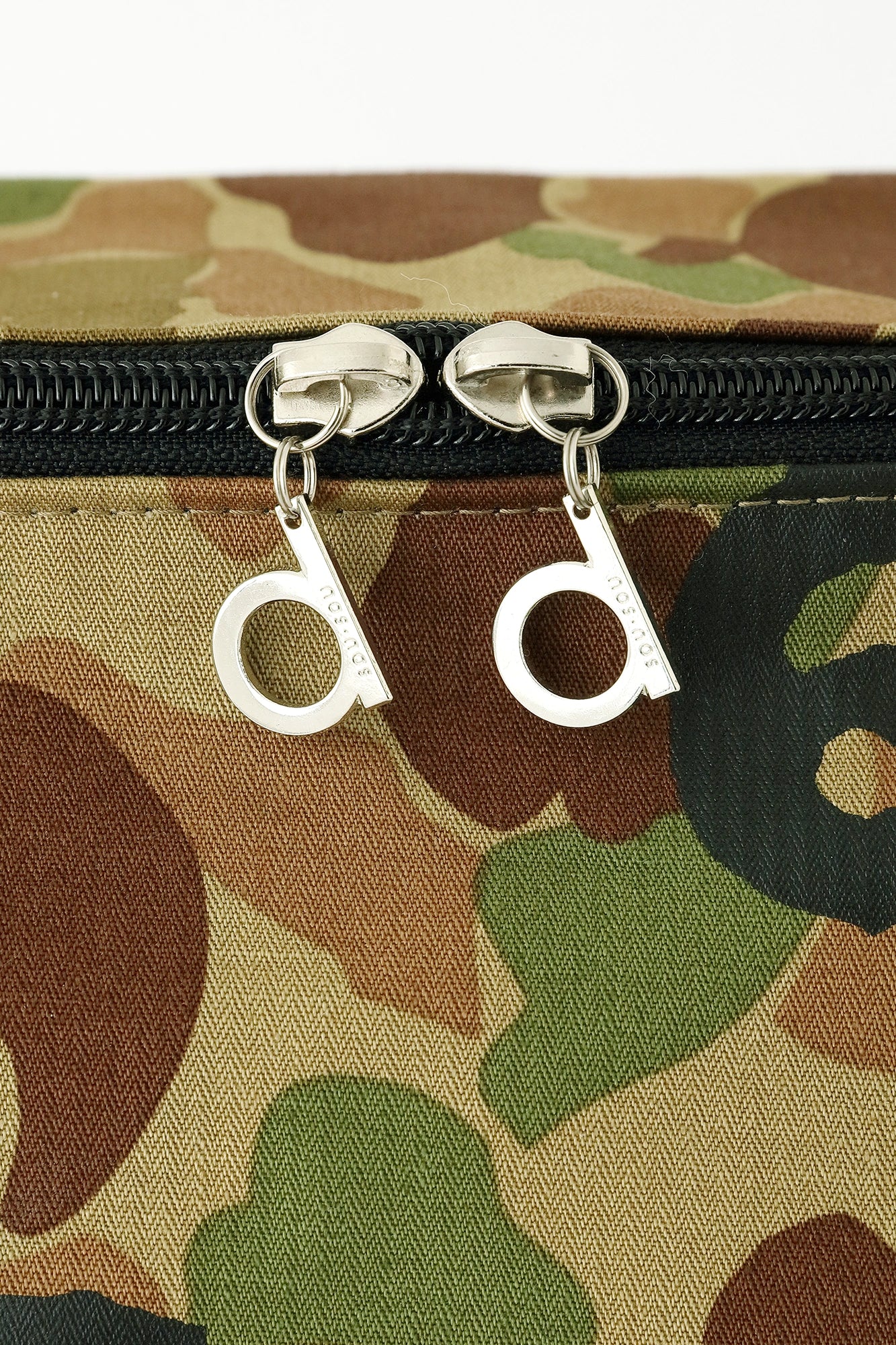 [Expédition prévue vers le 28 avril] Double face d. sac mortuaire/chasseur de canard camouflage SO-SU-U beige olive