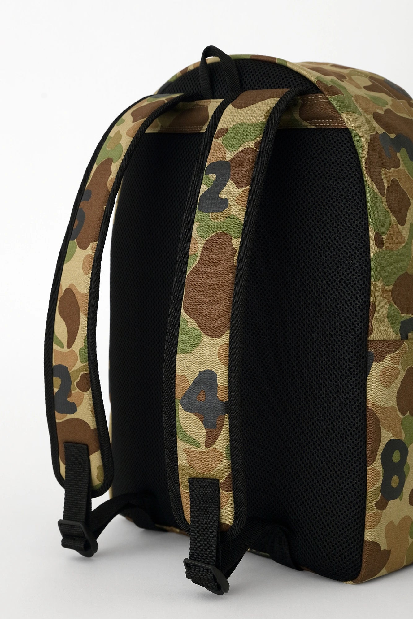 【3月10日頃発送予定】ダブルフェイス d. バックパック／duck hunter camo SO-SU-U オリーブベージュ