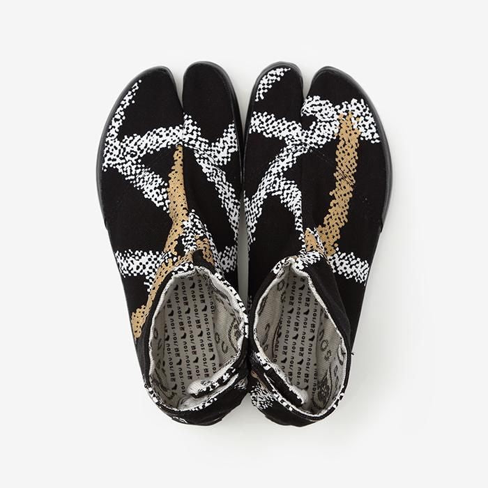 Split Toe Tabi Shoes / Tied-up