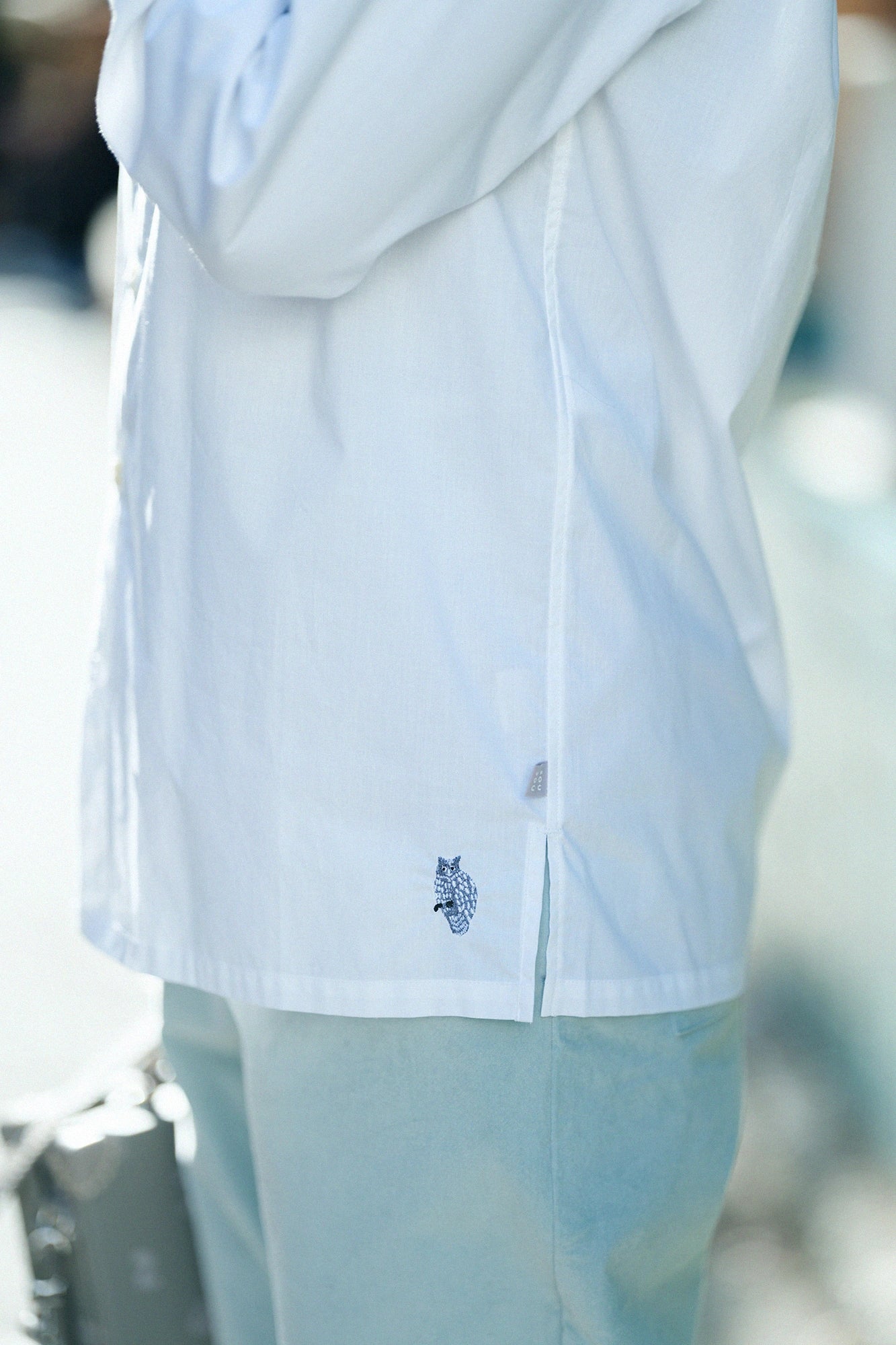 超長棉 高領襯衫／白色