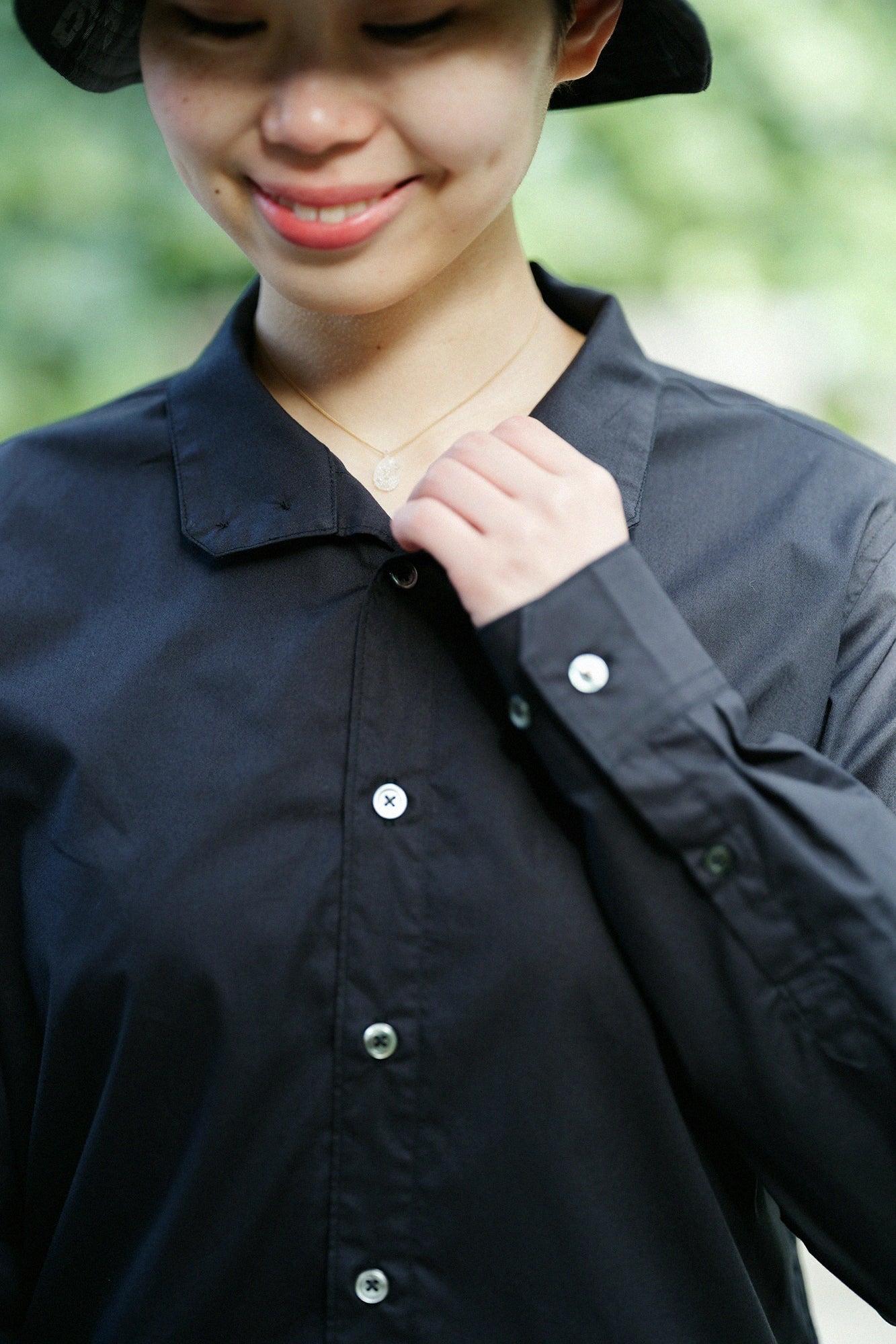 超長棉 高領襯衫／黑色