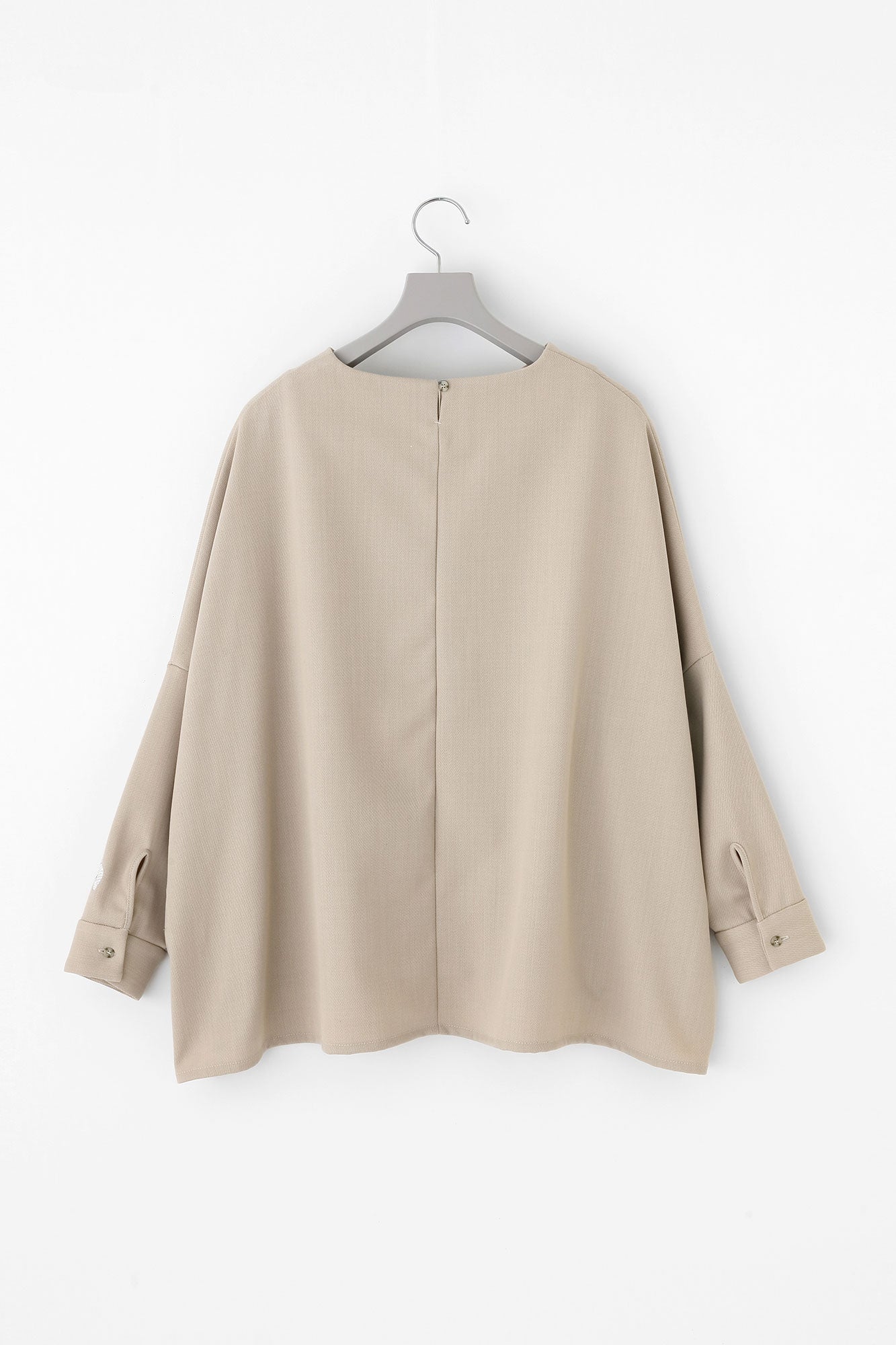 【Pre-order】Alpinix Largo Blouse／Ivory（※Scheduled to be shipped around Dec 9）