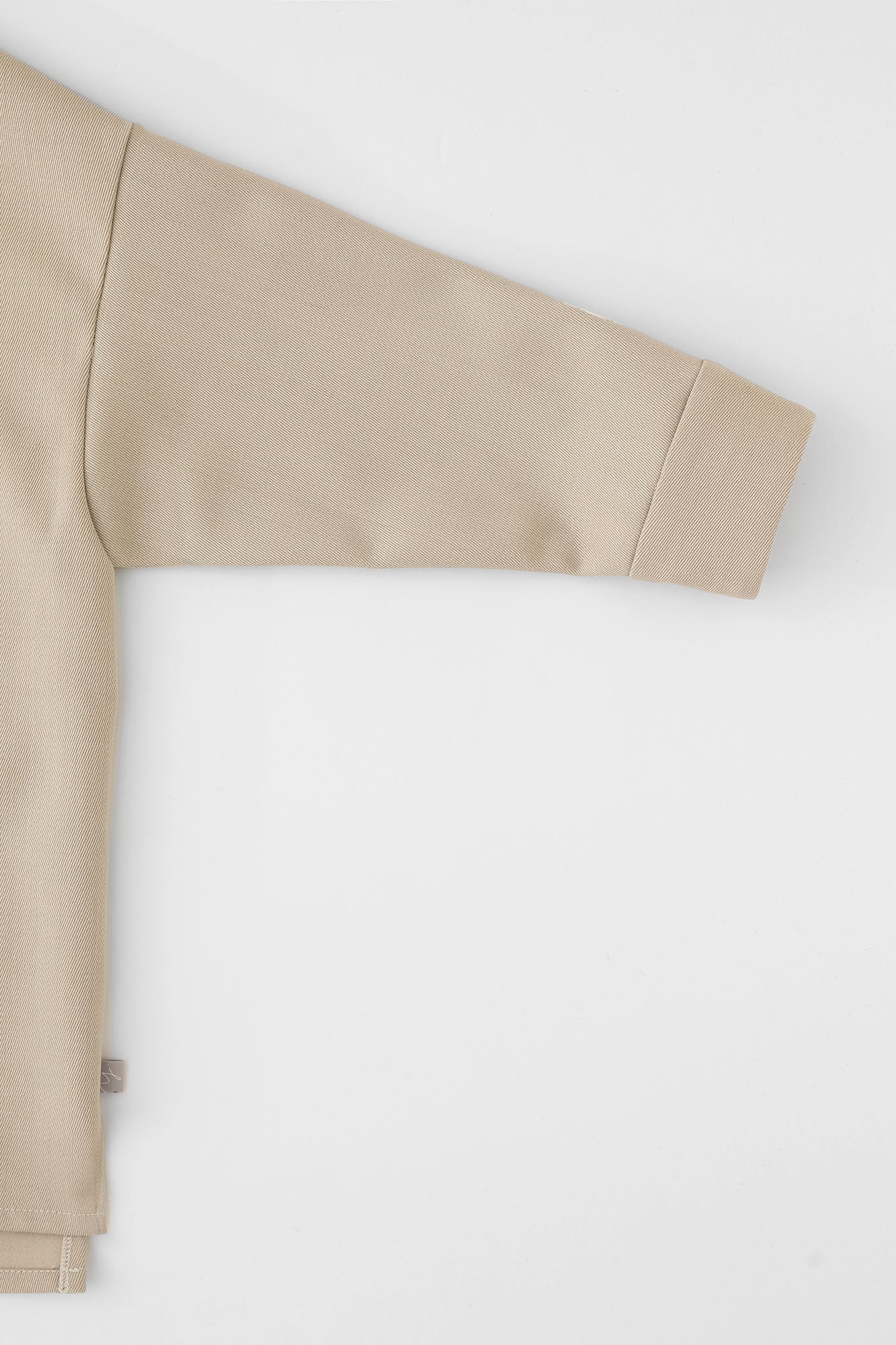 【Pre-order】Alpinix Largo Blouse／Ivory（※Scheduled to be shipped around Dec 9）