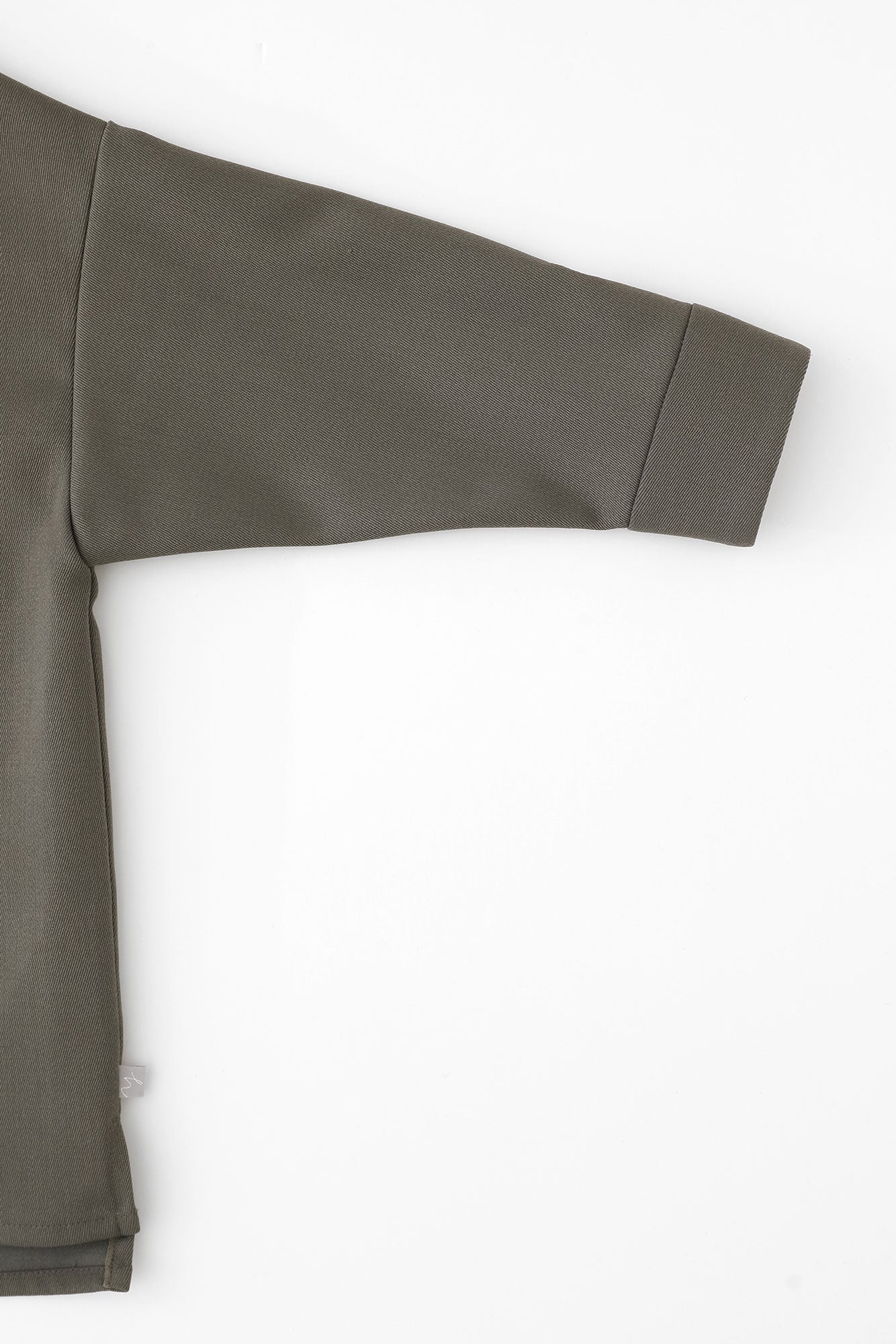 【Pre-order】Alpinix Largo Blouse／Moss Grey（※Scheduled to be shipped around Dec 9）