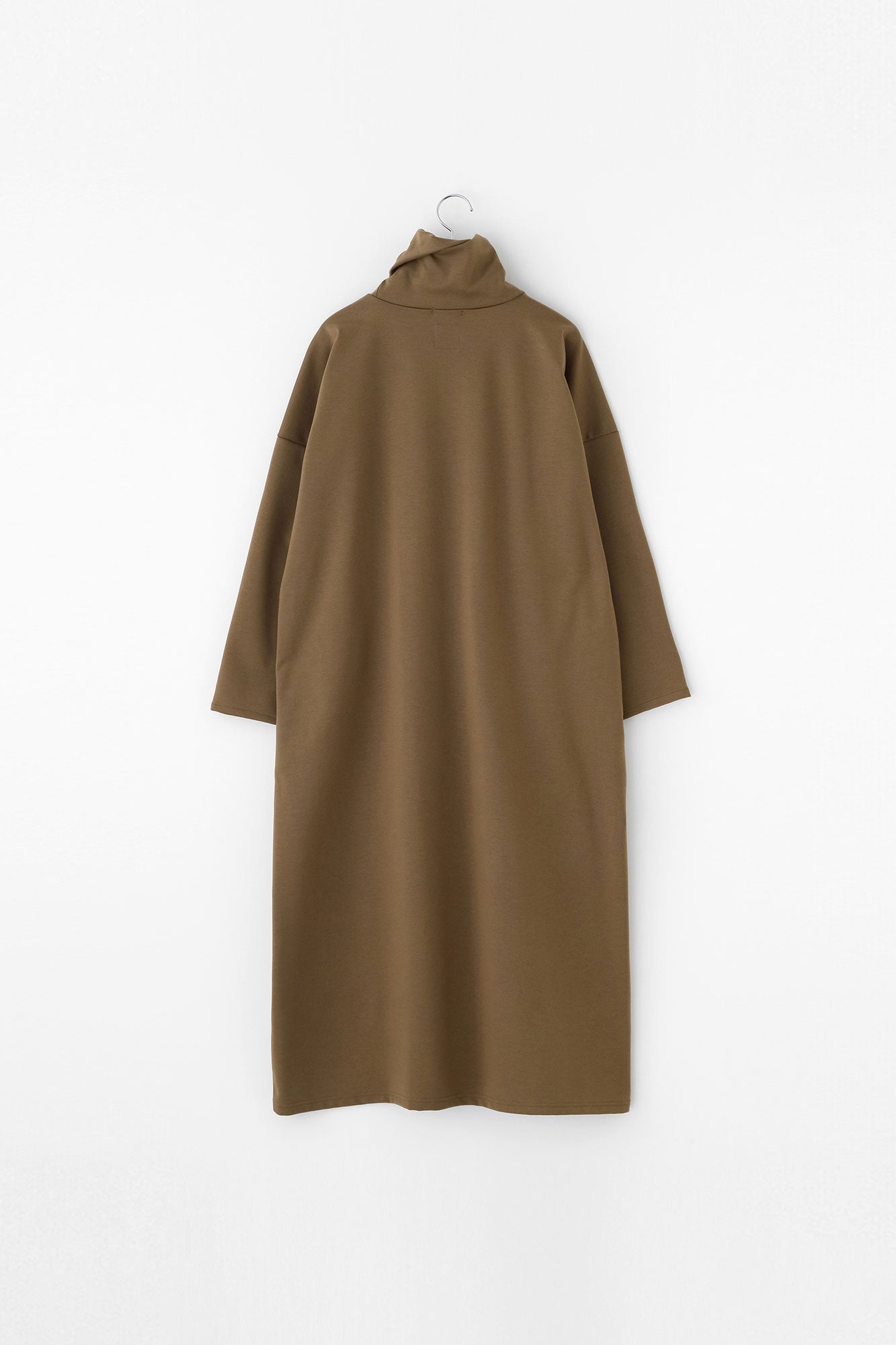 【Pre-order】Soft Thermo(R) Ponte Fabric Turtle Neck L/S One-piece Dress Maxi Length／Brown（※Scheduled to be shipped around Dec 9）