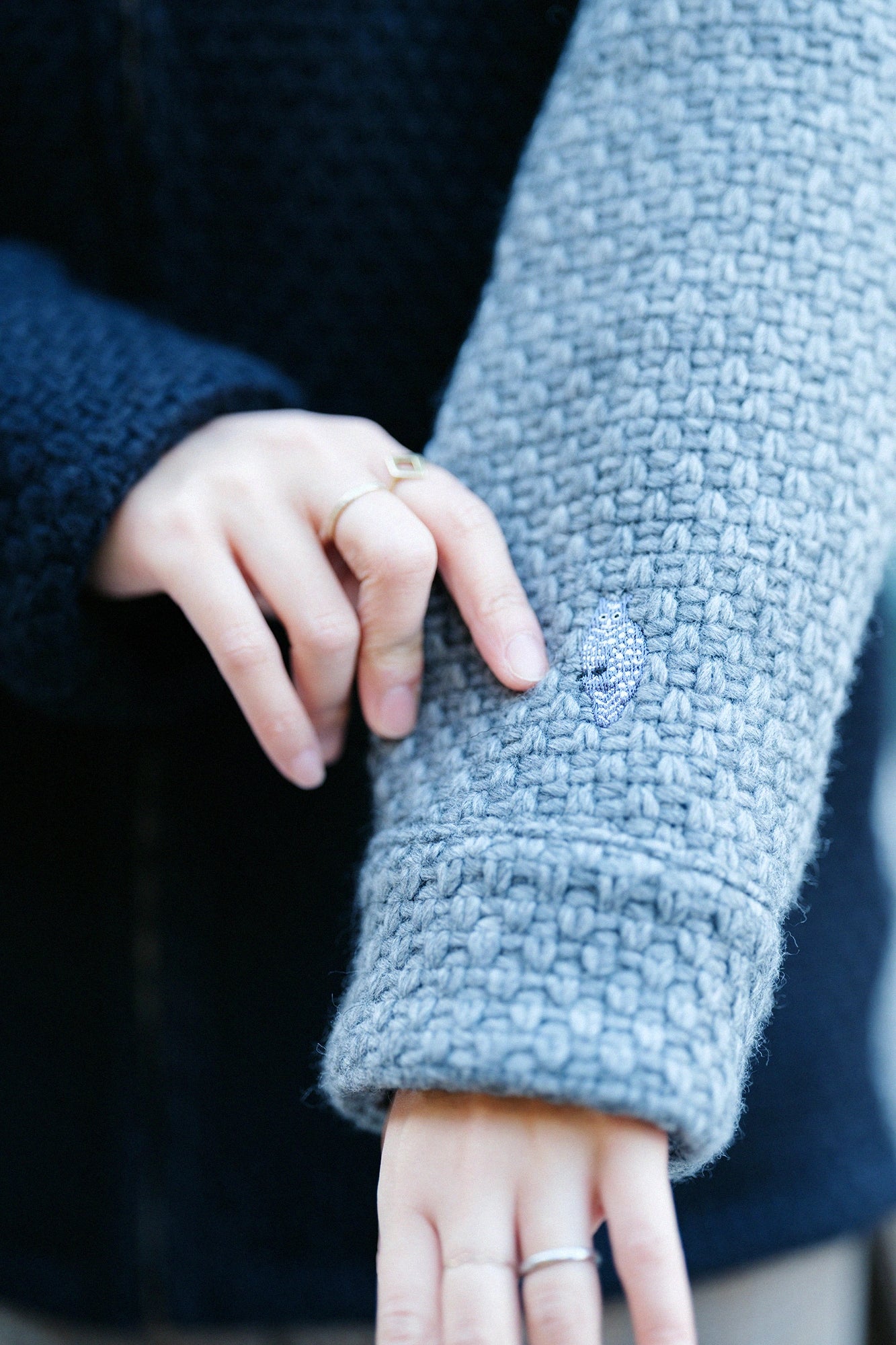 A.S 籃球網眼布 連帽外套／深藍色×灰色