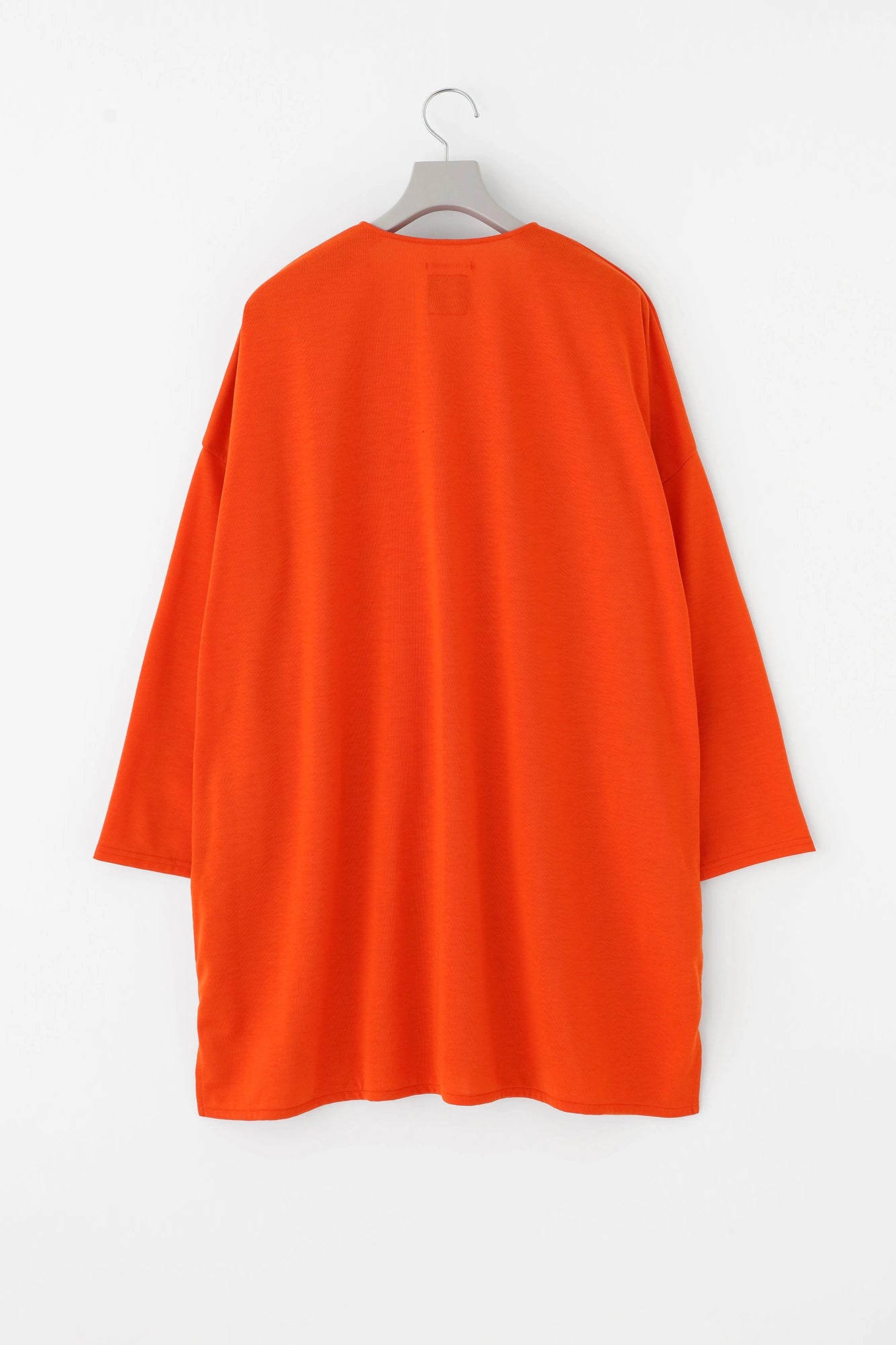 [Expédition prévue vers le 17 mars] Manteau tunique léger à col en V en jersey de fils parallèles/orange chromé