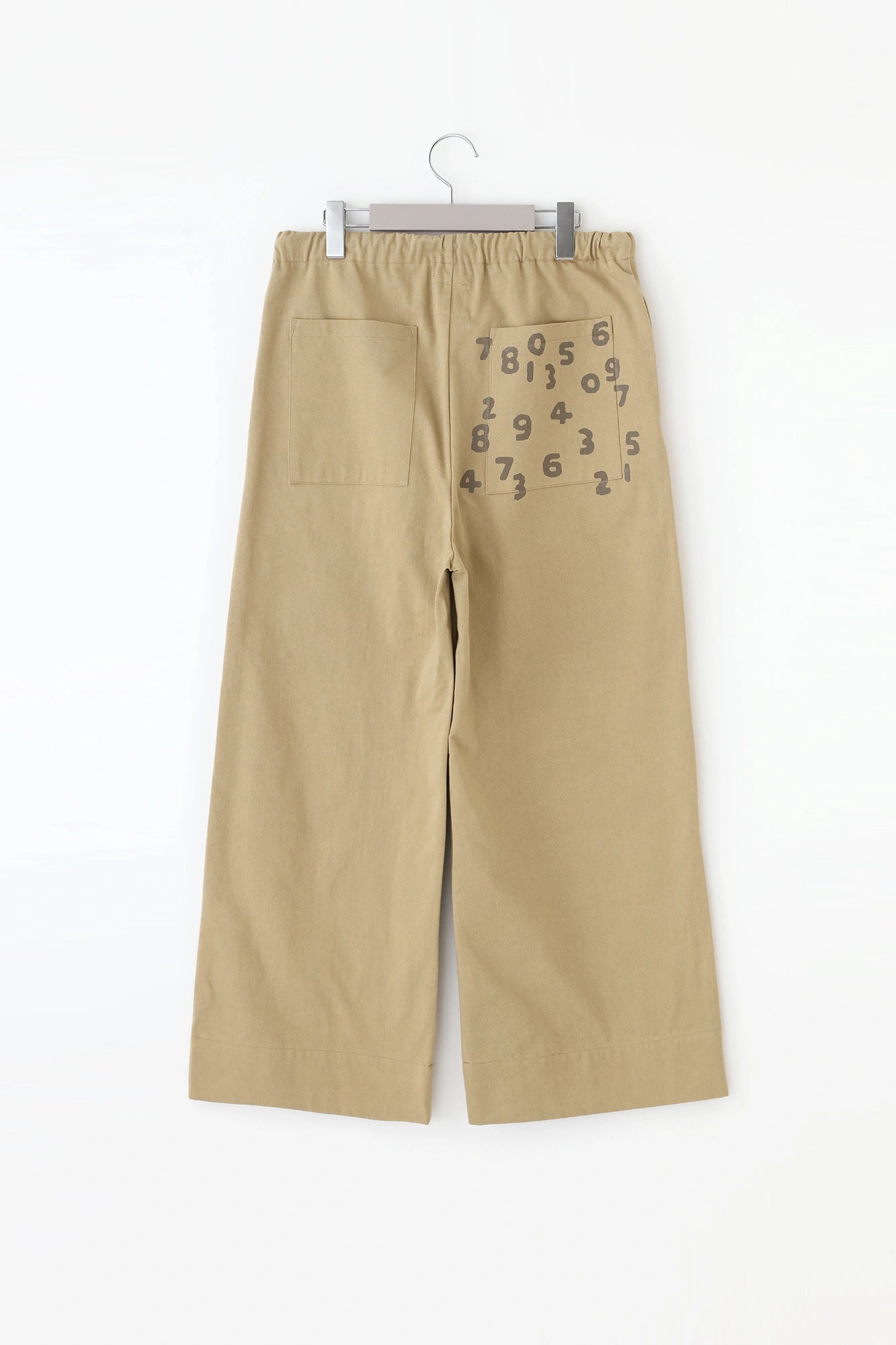[Versand voraussichtlich um den 17. März] Weite Chino-Cross-Hose/Camel