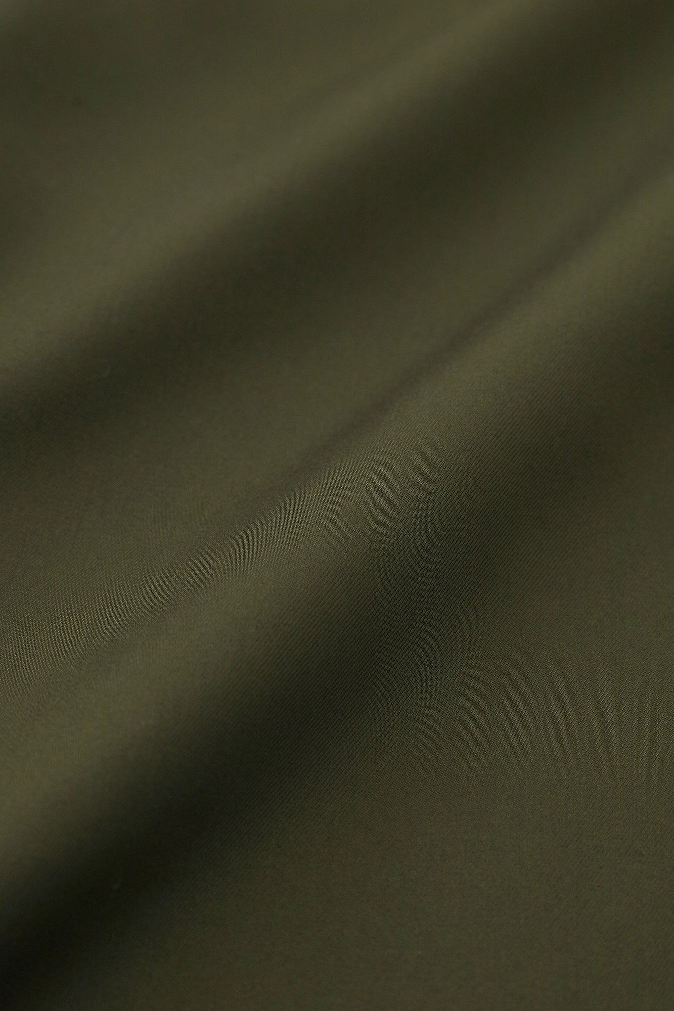 Pantalon à jambe cylindrique en sergé Tencel extensible/Vert olive