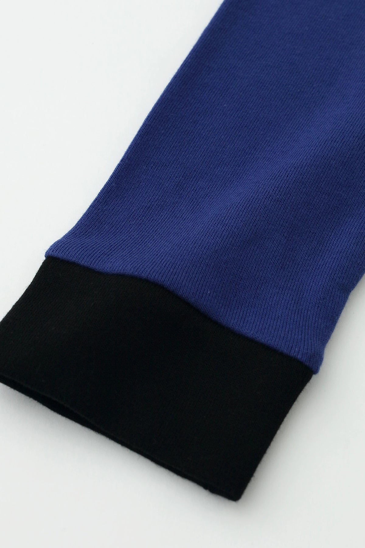 【Versand geplant für Ende Oktober】40er-Pack Miniplüsch innen, Bikargarn-Langarm-T-Shirt / Blau 