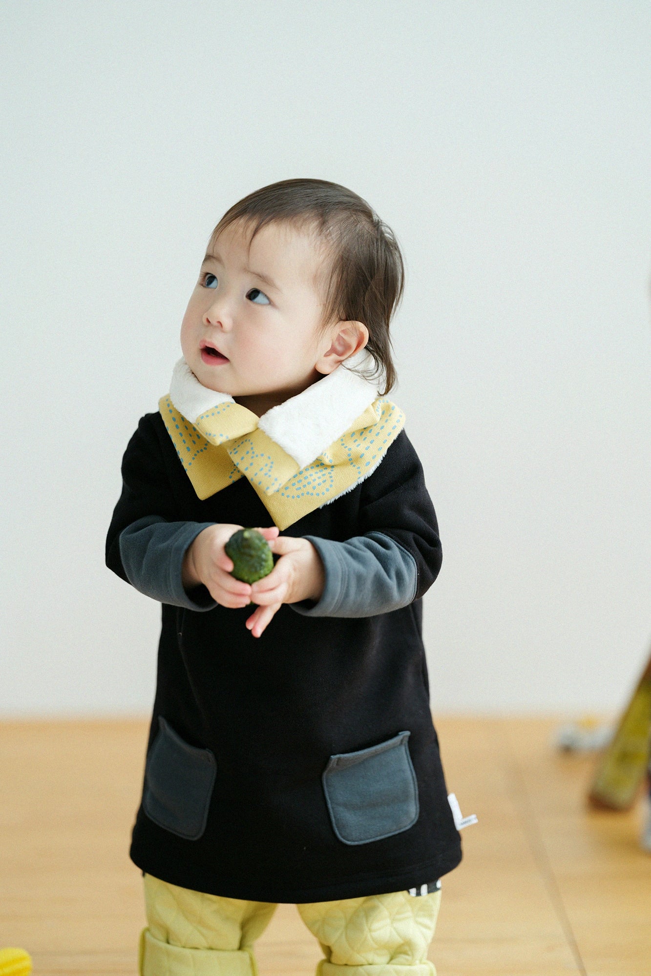 ●リバーシブル BIKEネックウォーマーKIDS／あおばな うすきいろ