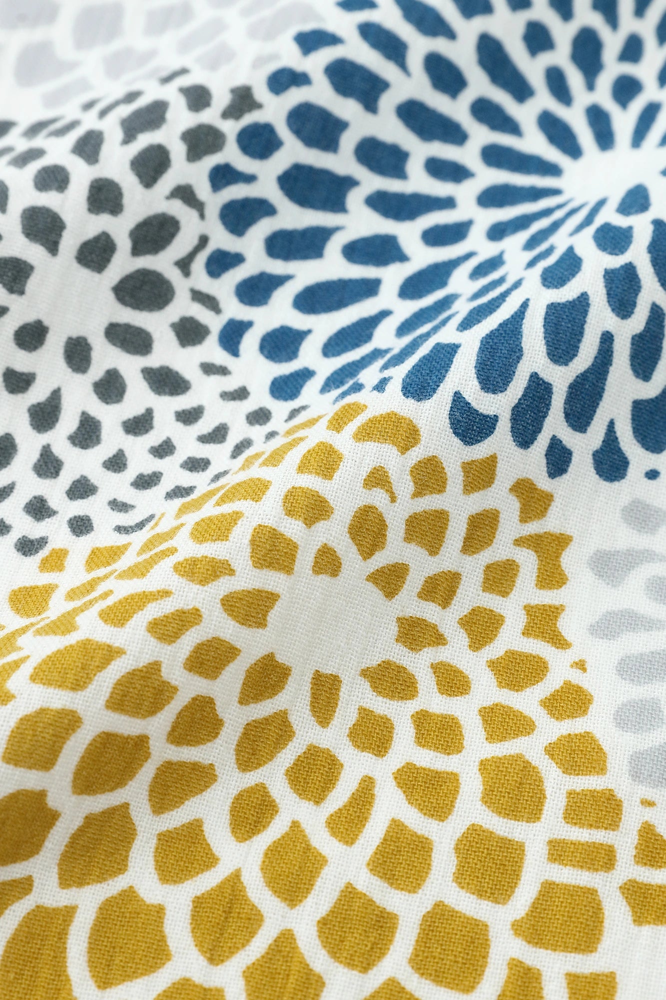 Chizimi Cotton 20/20 Naginata Loungewear／Chrysanthemum Yellow×Greyish Blue