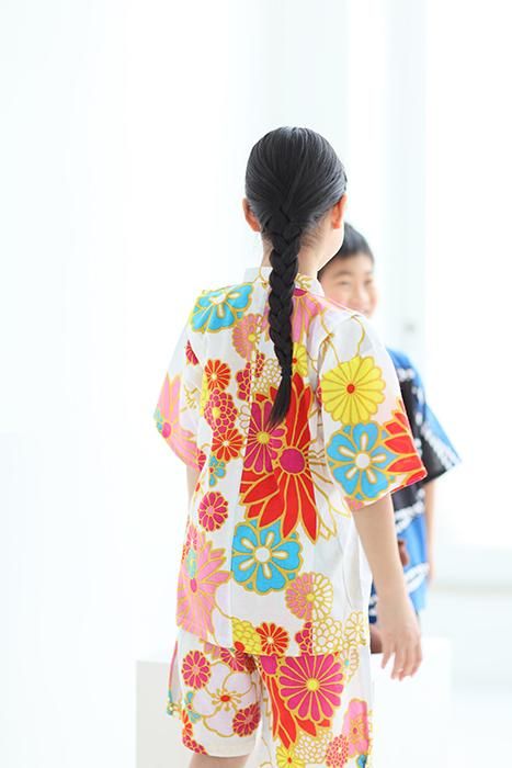 ○いせもめん こどもじんべい／きんらんどんす