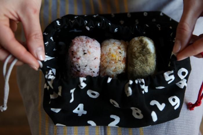 伊勢木棉 飯糰抽繩袋／SO-SU-U十數 昆x迷你SO-SU-U十數