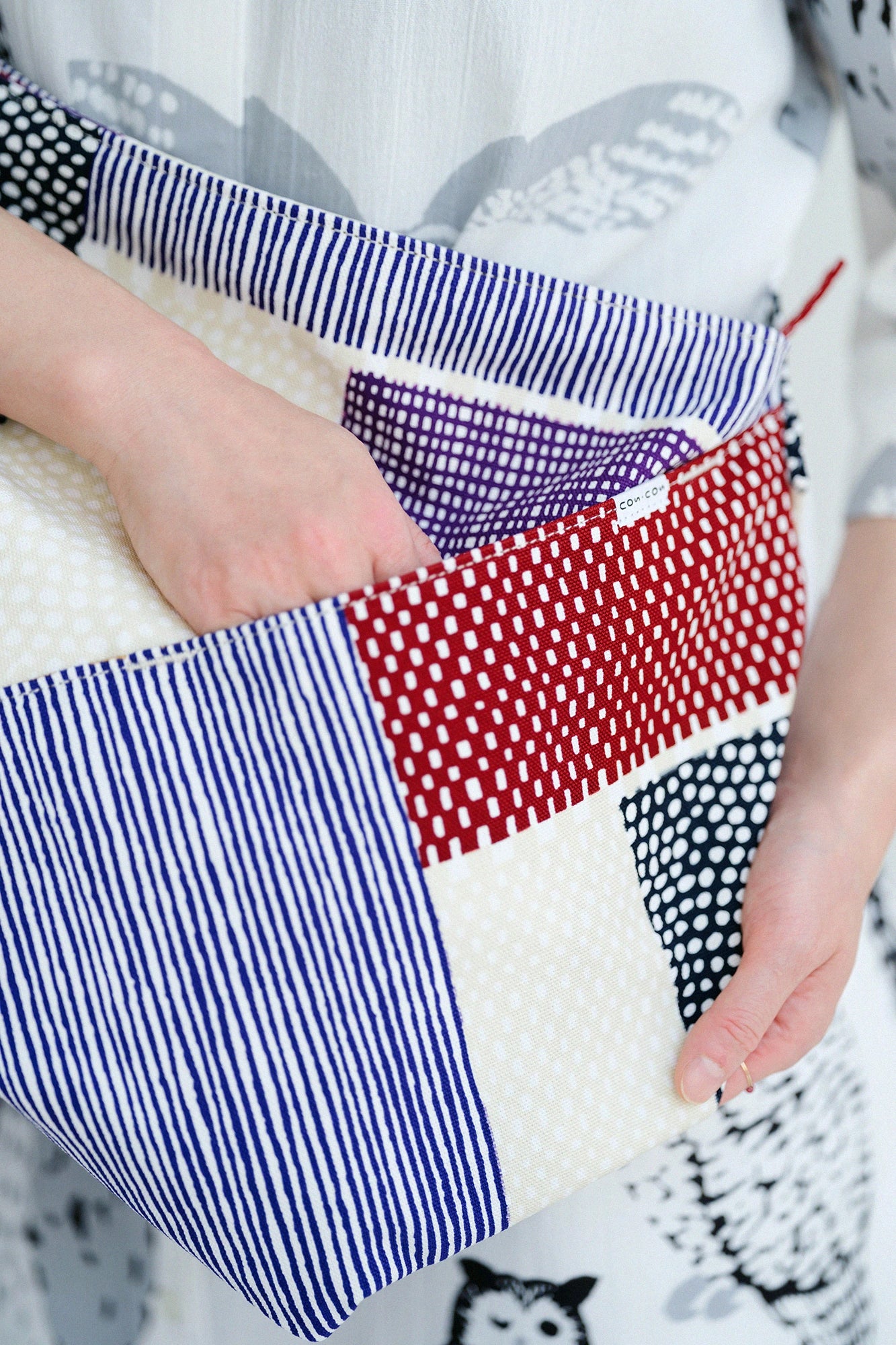 Canvas Shoulder Bag Odayaka / Lines and Dots