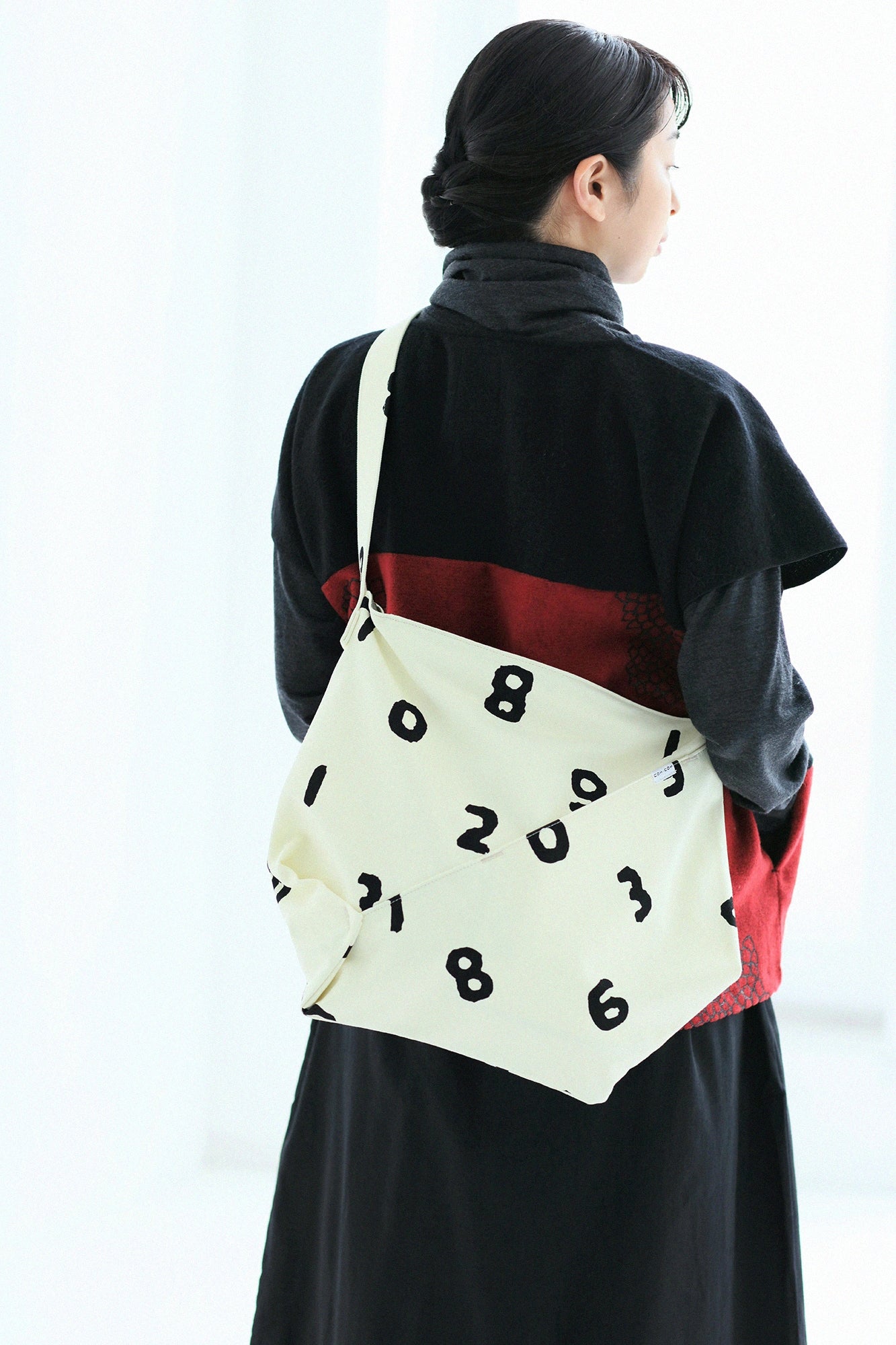 Canvas Shoulder Bag Odayaka / SO-SU-U Ecru