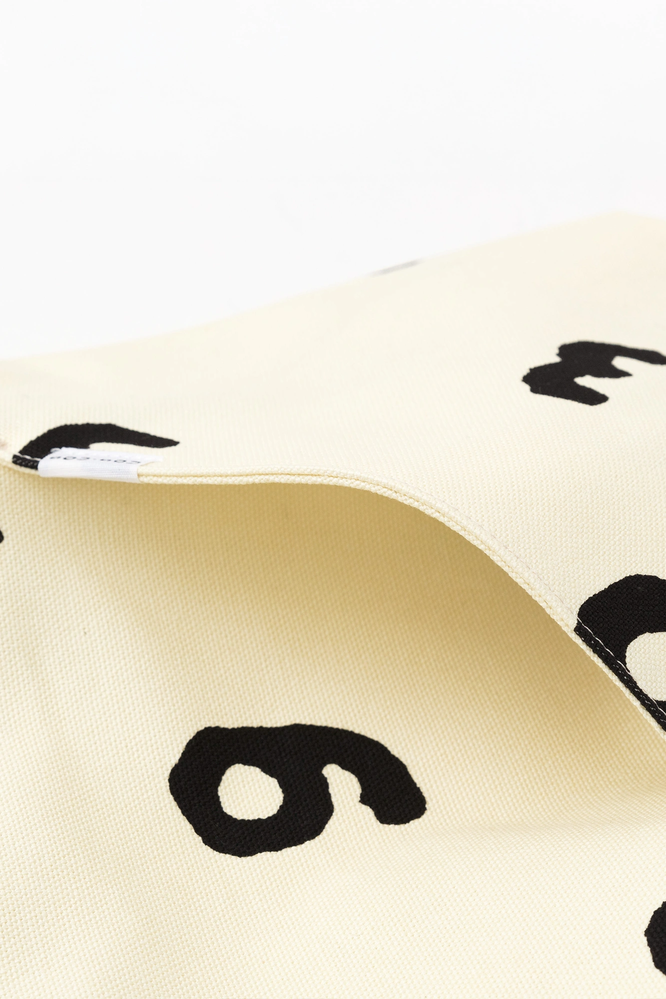 Canvas Shoulder Bag Odayaka / SO-SU-U Ecru