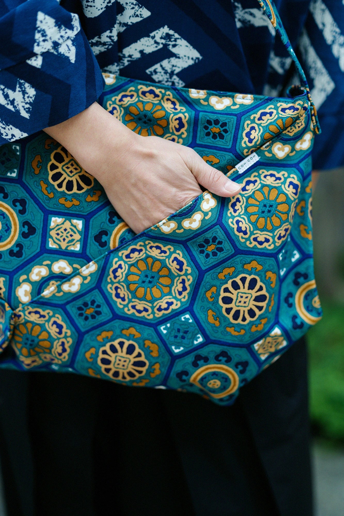 Canvas Shoulder Bag Odayaka / Gorgeous