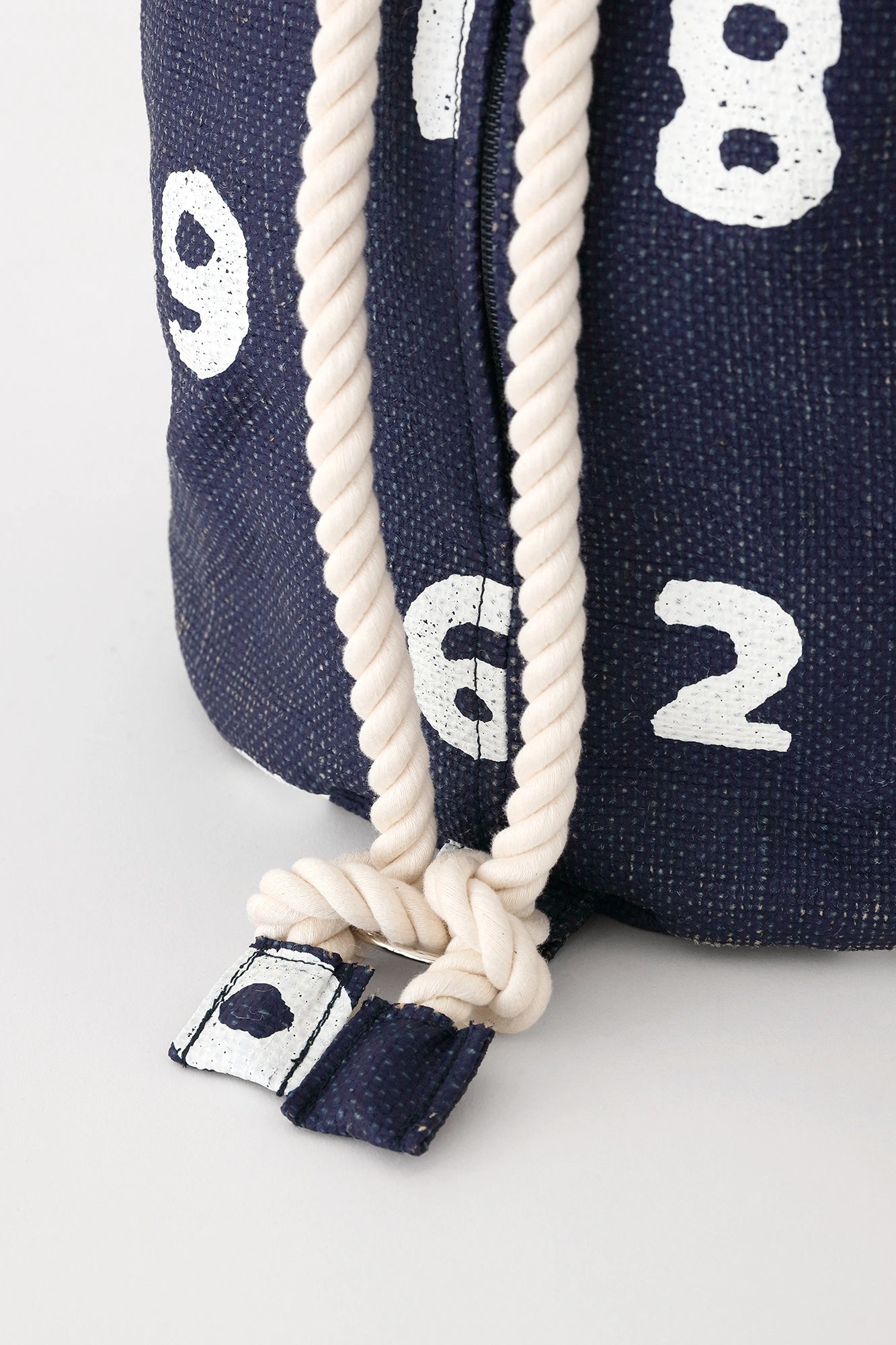 [Expédition prévue vers le 7 juillet] Jute Bonsack/SO-SU-U Navy
