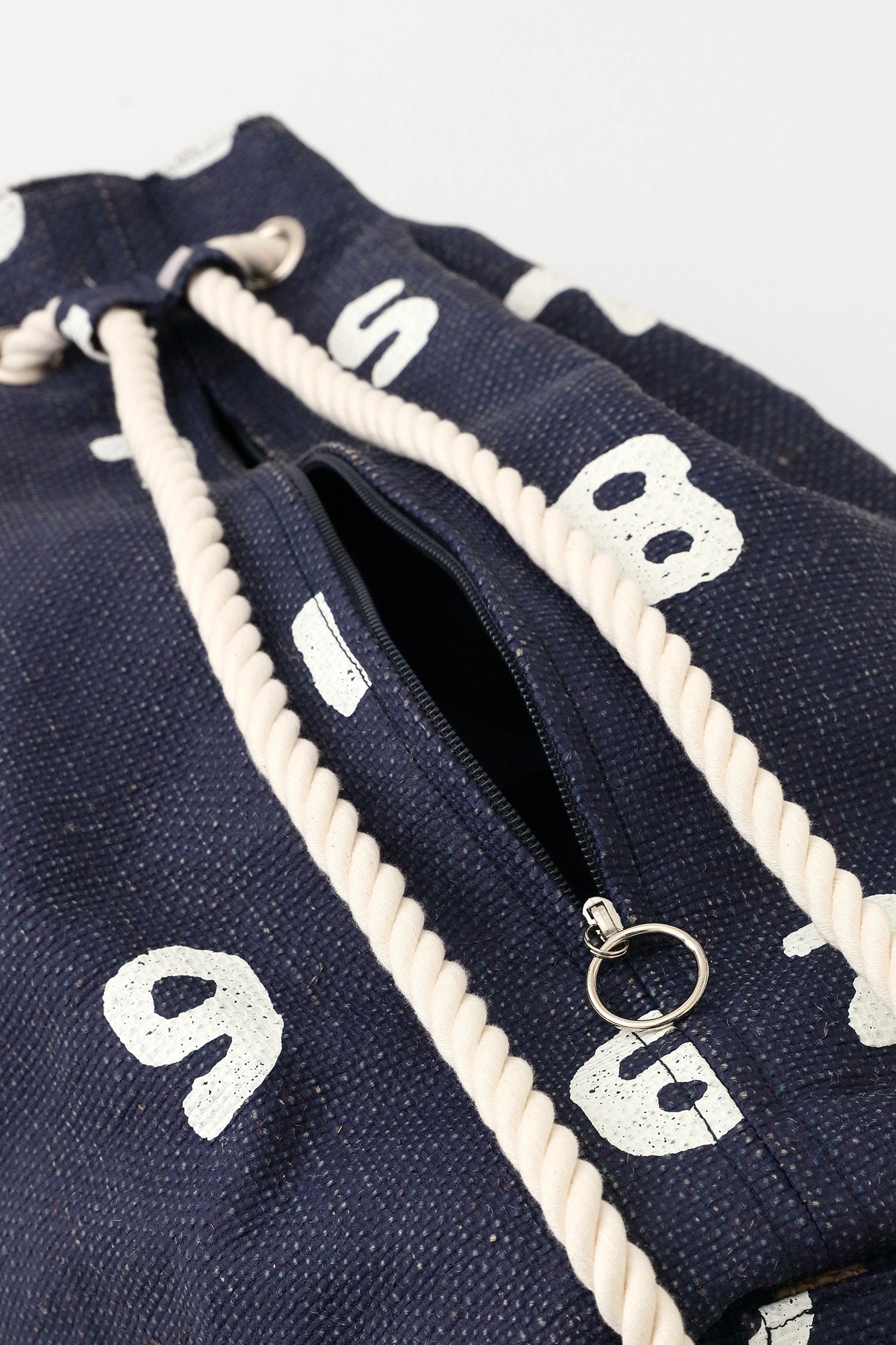 [Expédition prévue vers le 7 juillet] Jute Bonsack/SO-SU-U Navy