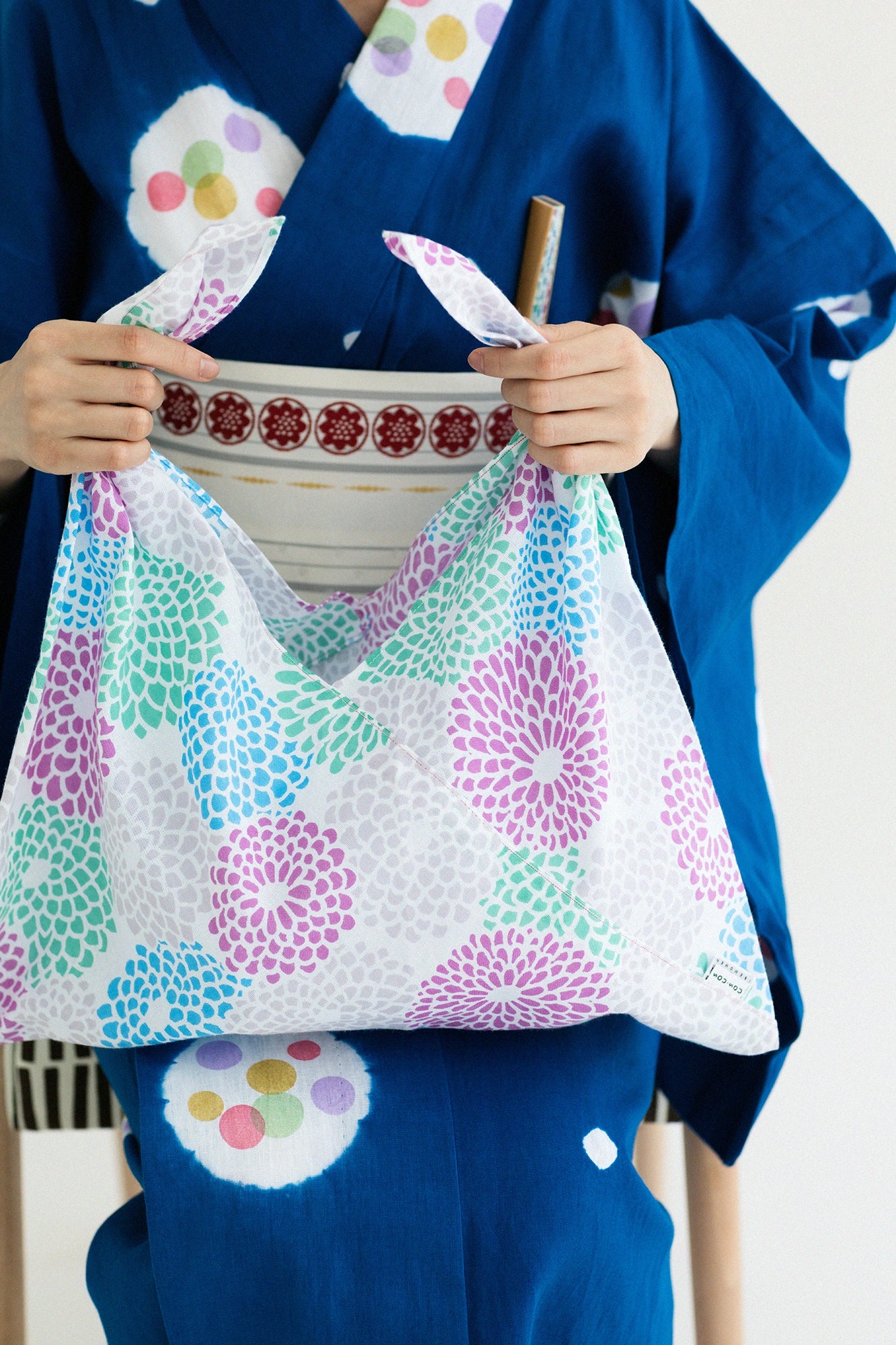 Isemomen Cotton Kohabaori Eco Bag Ryofu fold / Chrysanthemum