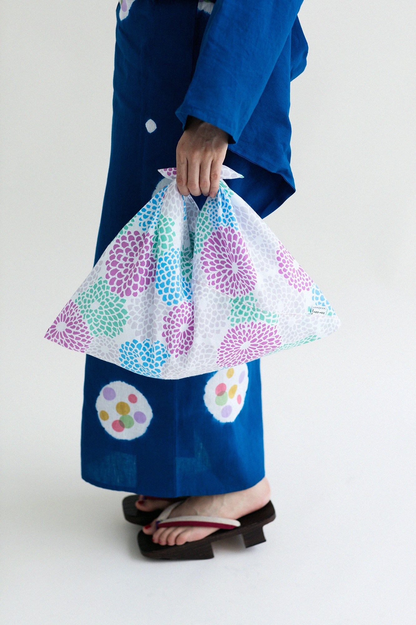 Isemomen Cotton Kohabaori Eco Bag Ryofu fold / Chrysanthemum