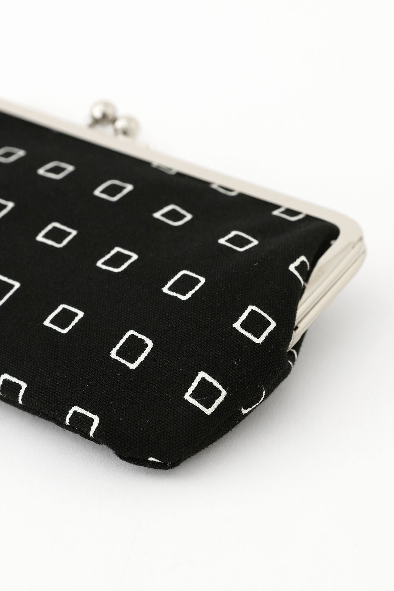 12号帆布 軟（なん）がま口 （横長）／枡（ます）