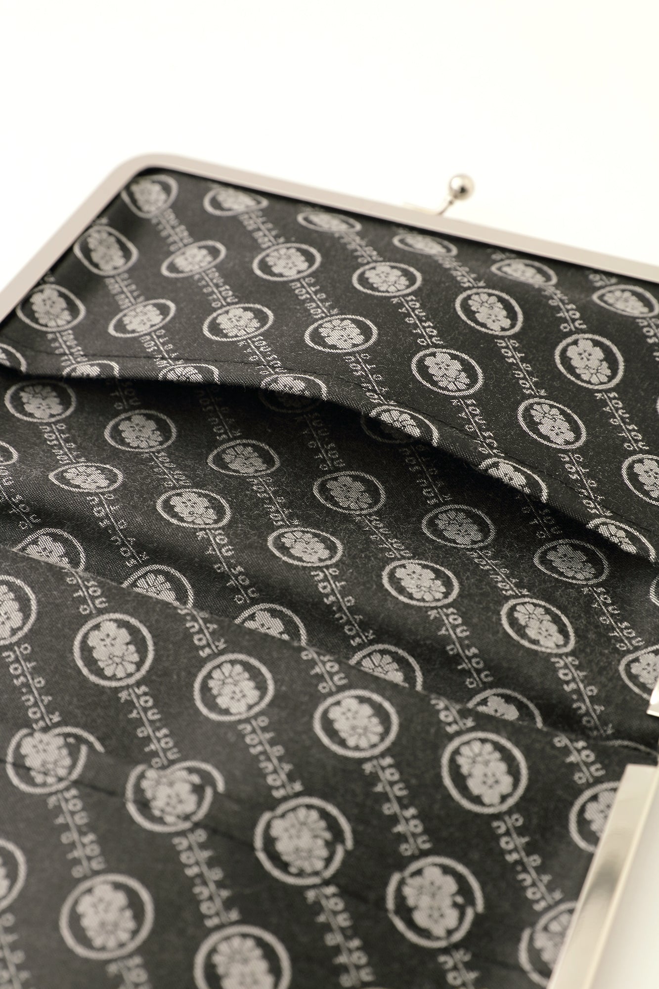 12号帆布 軟（なん） 文庫がま／SO-SU-U昆（こん）