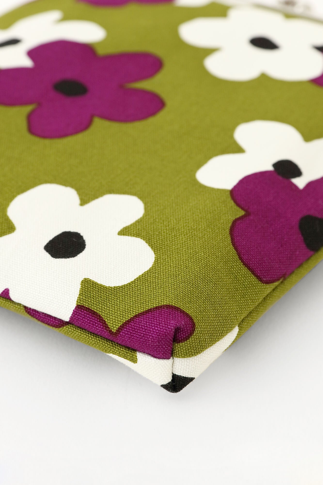 No. 12 canvas Gamaguchi purse  （Large）／Layered-flower Small Yellowish Green