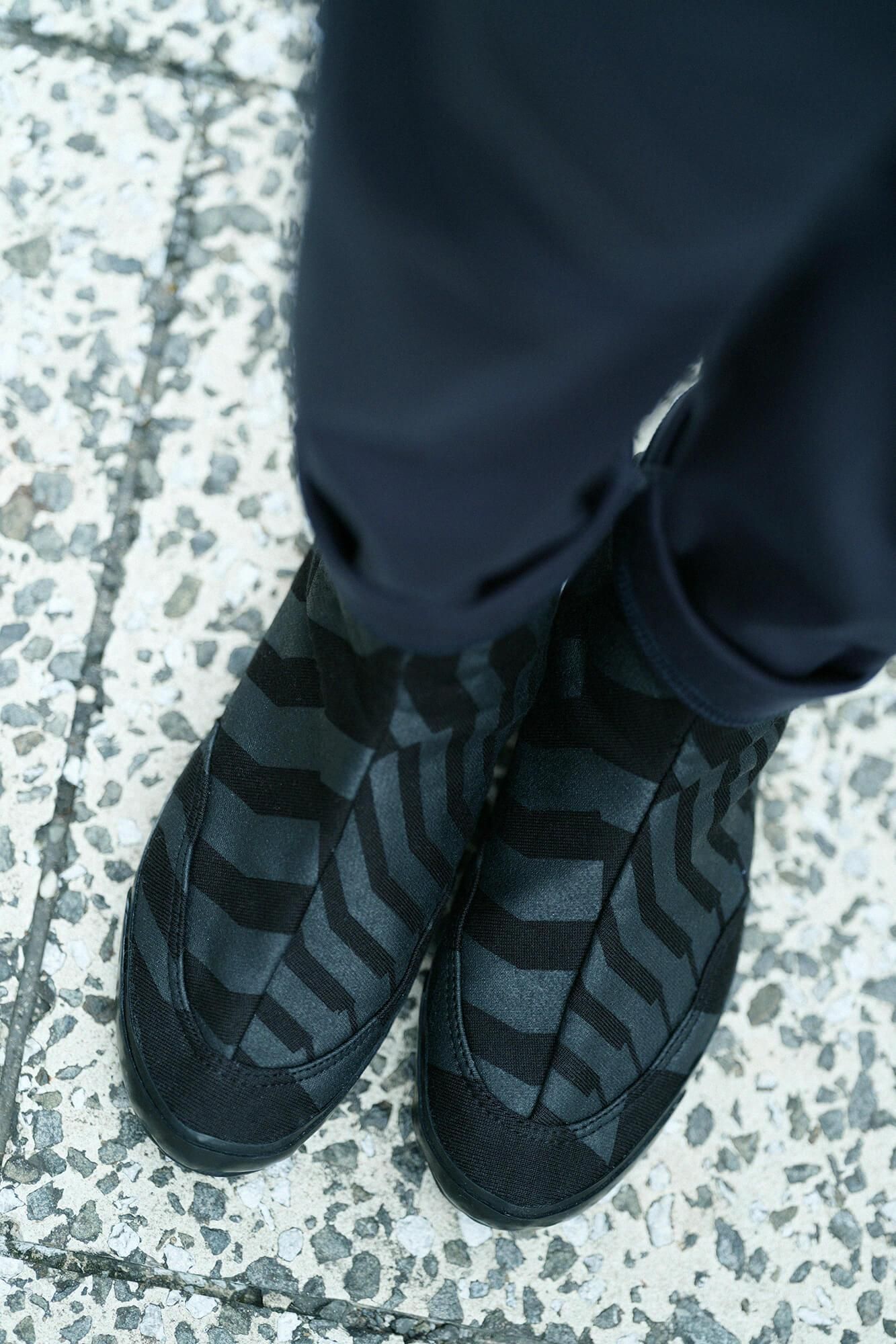 sousou 先丸地下足袋　文 濡羽色 先丸地下足袋／さしこ 濡羽色（ぬればいろ）