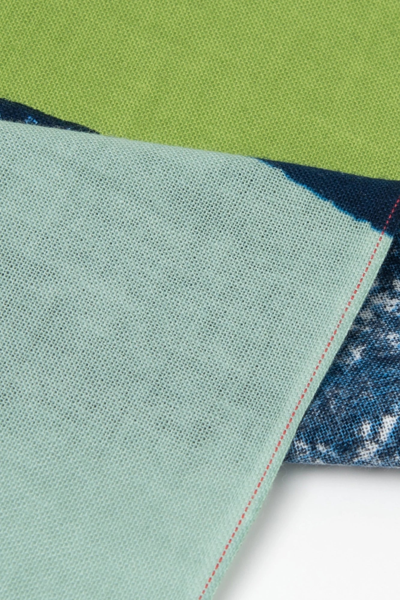 伊勢木綿 textile手ぬぐい／東山三十六峰 蒼蒼（そうそう）